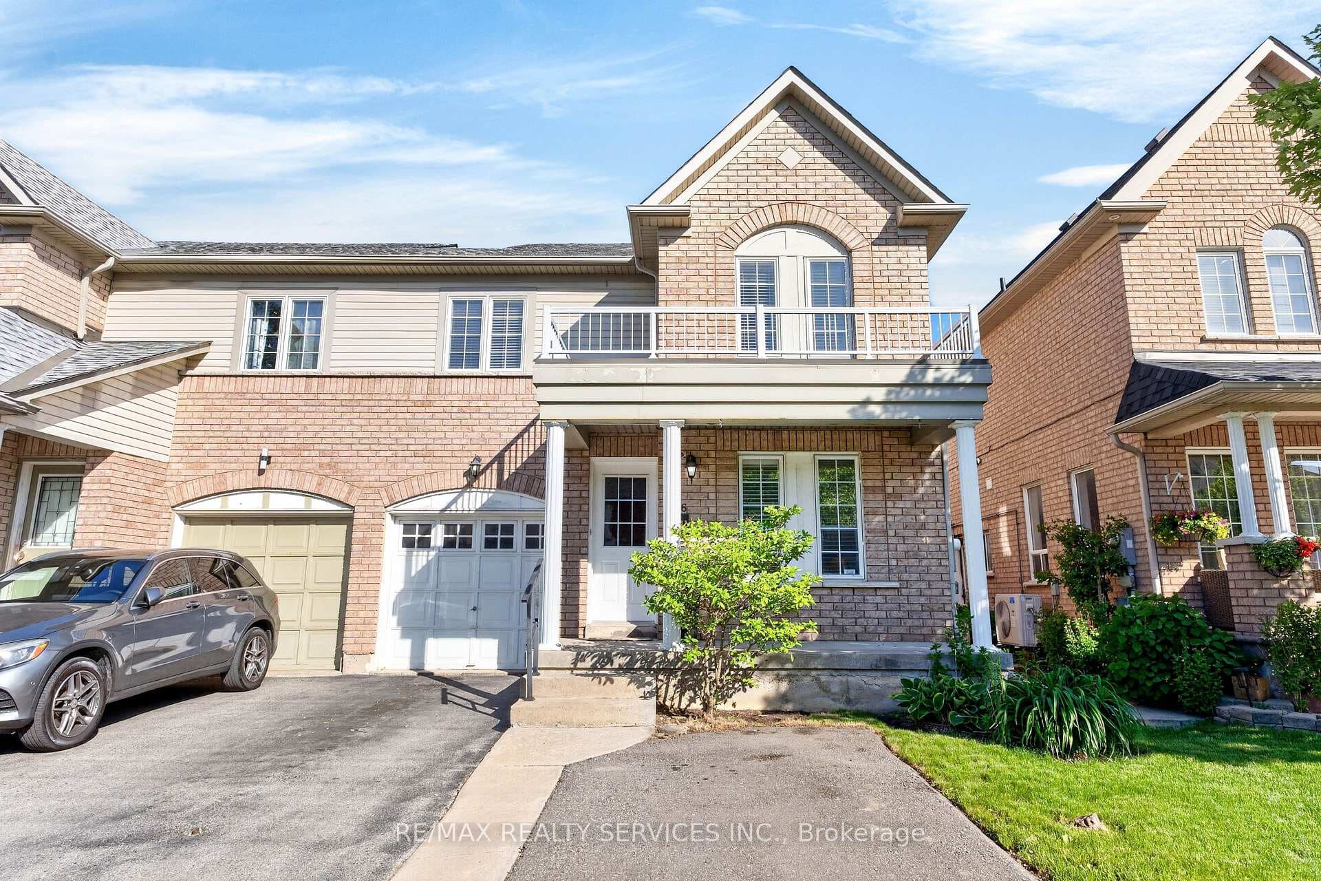 96 Tideland Drive, Brampton, ON L7A 2V8 - Photo 1