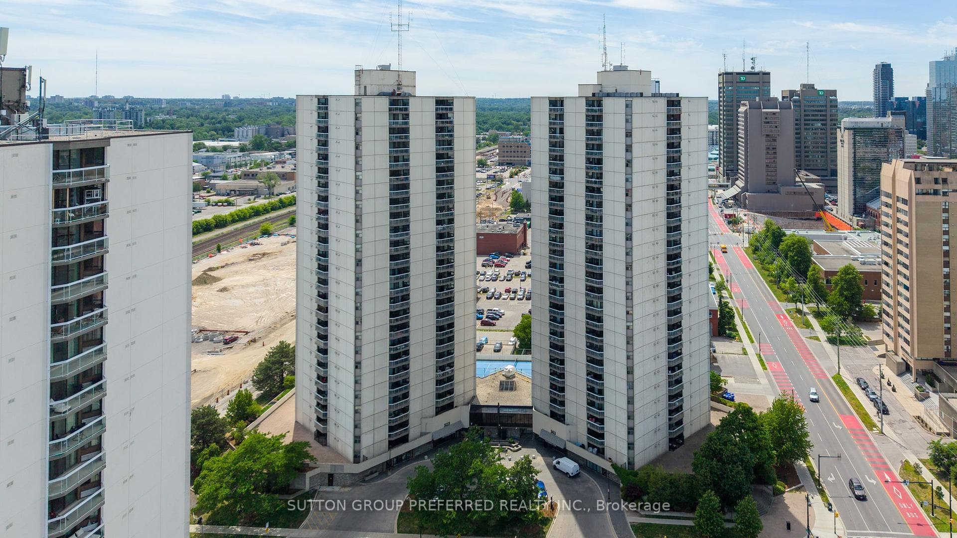 363 Colborne Street Unit 704, London East, ON N6B 3N3 - Photo 1