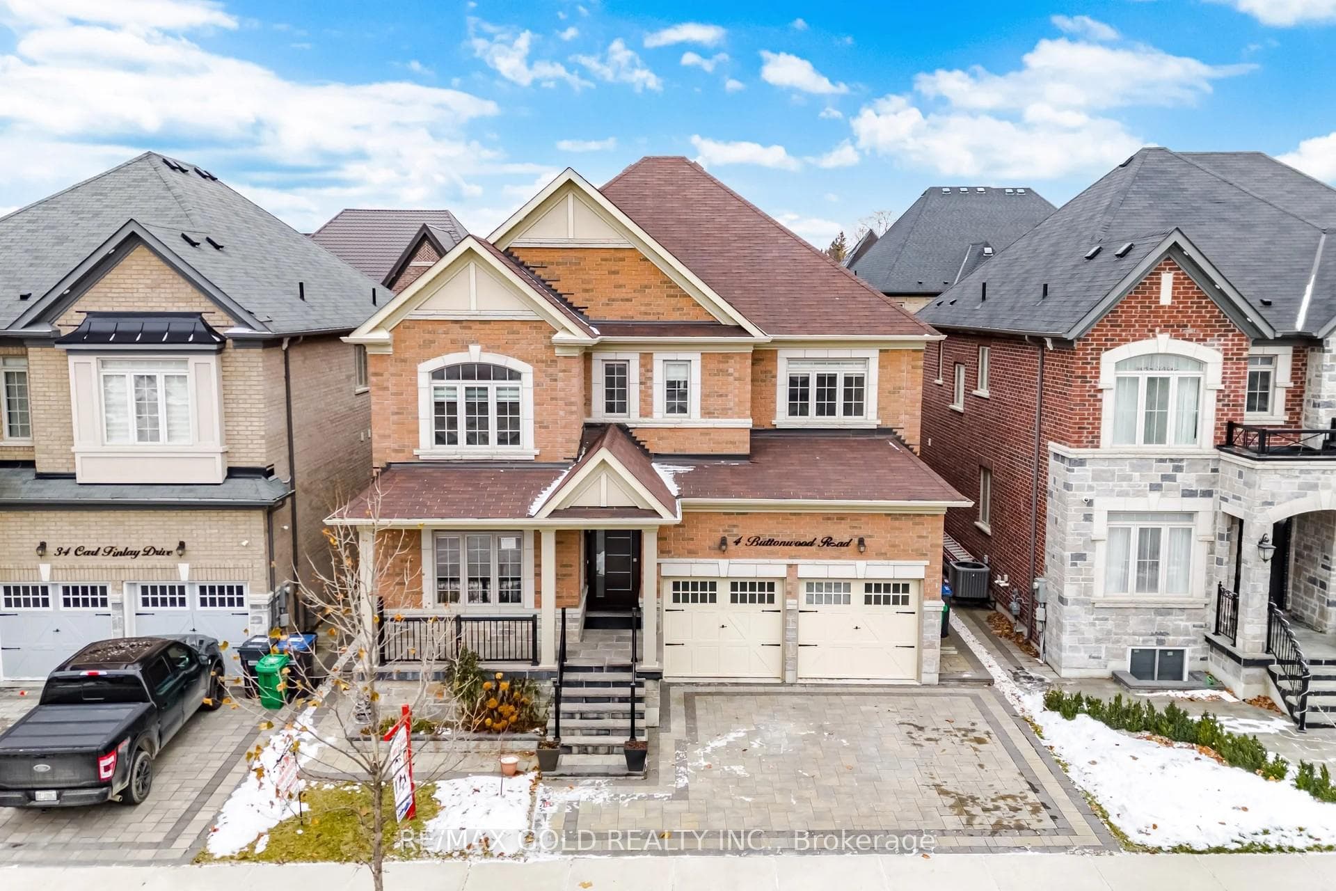 4 Buttonwood Road, Brampton, ON L6P 4J9 - Photo 1