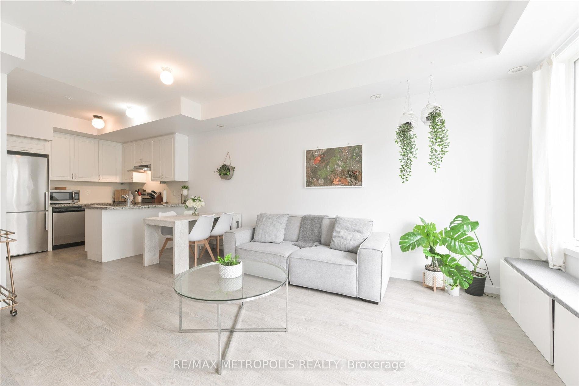 1711 Pure Springs Boulevard Unit 503, Pickering, ON L1X 0E3 - Photo 1