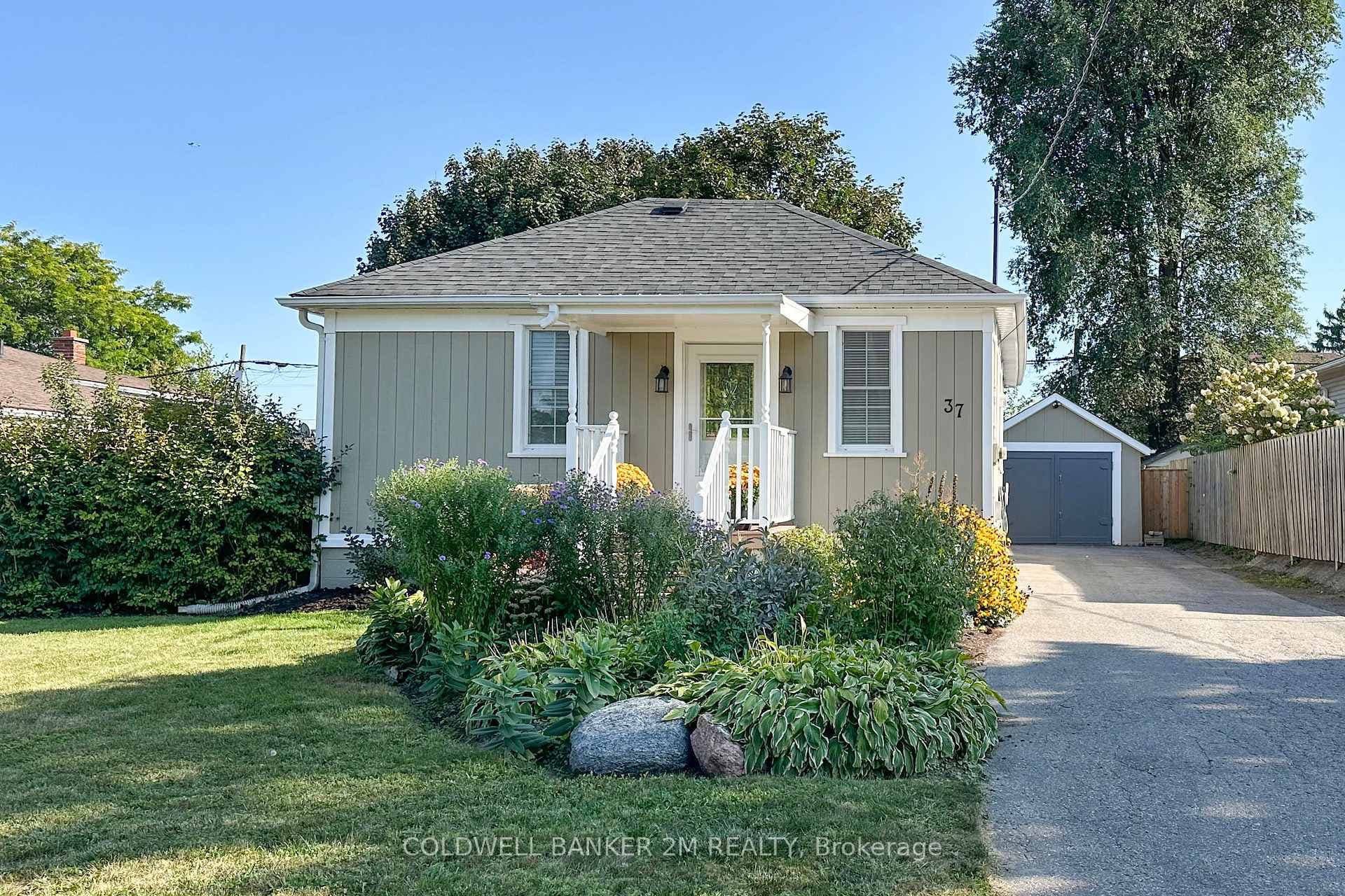 37 Orchard View Boulevard, Oshawa, ON L1G 3N8 - Photo 1