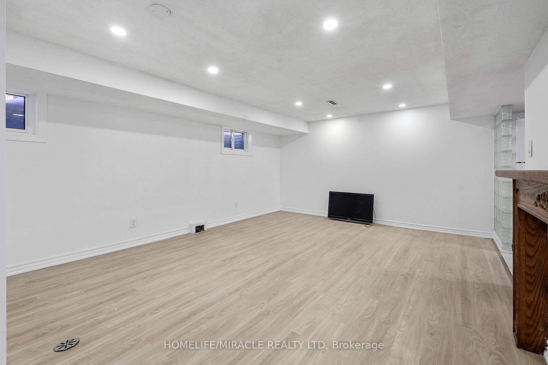 3081 Nawbrook Road Unit Basement, Mississauga, ON L4X 2W3 - Photo 1
