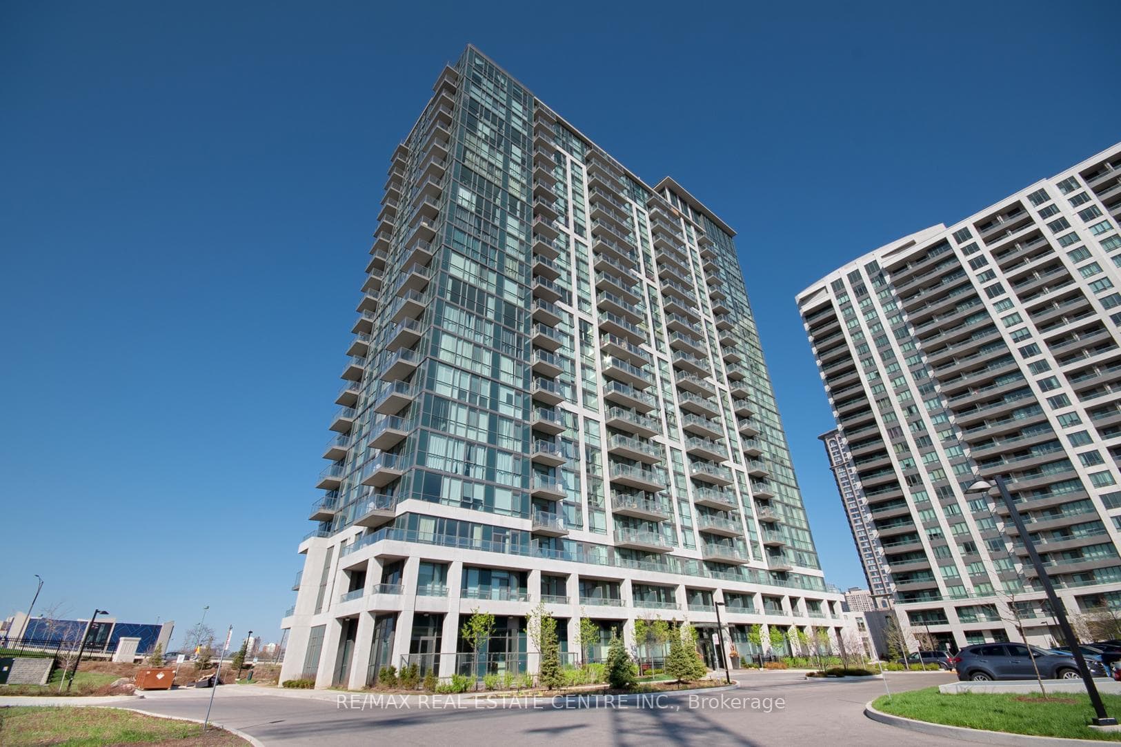339 Rathburn Rd Road Unit 705, Mississauga, ON L5B 0K6 - Photo 1