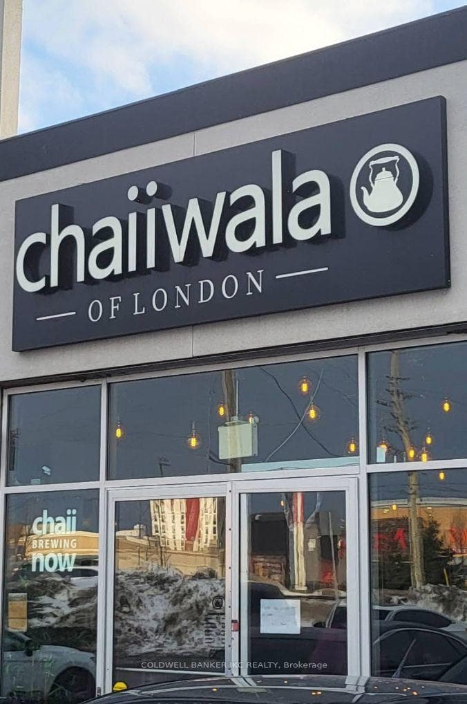 5150 Dixie Road, Mississauga, ON L4W 0C2 - Photo 1