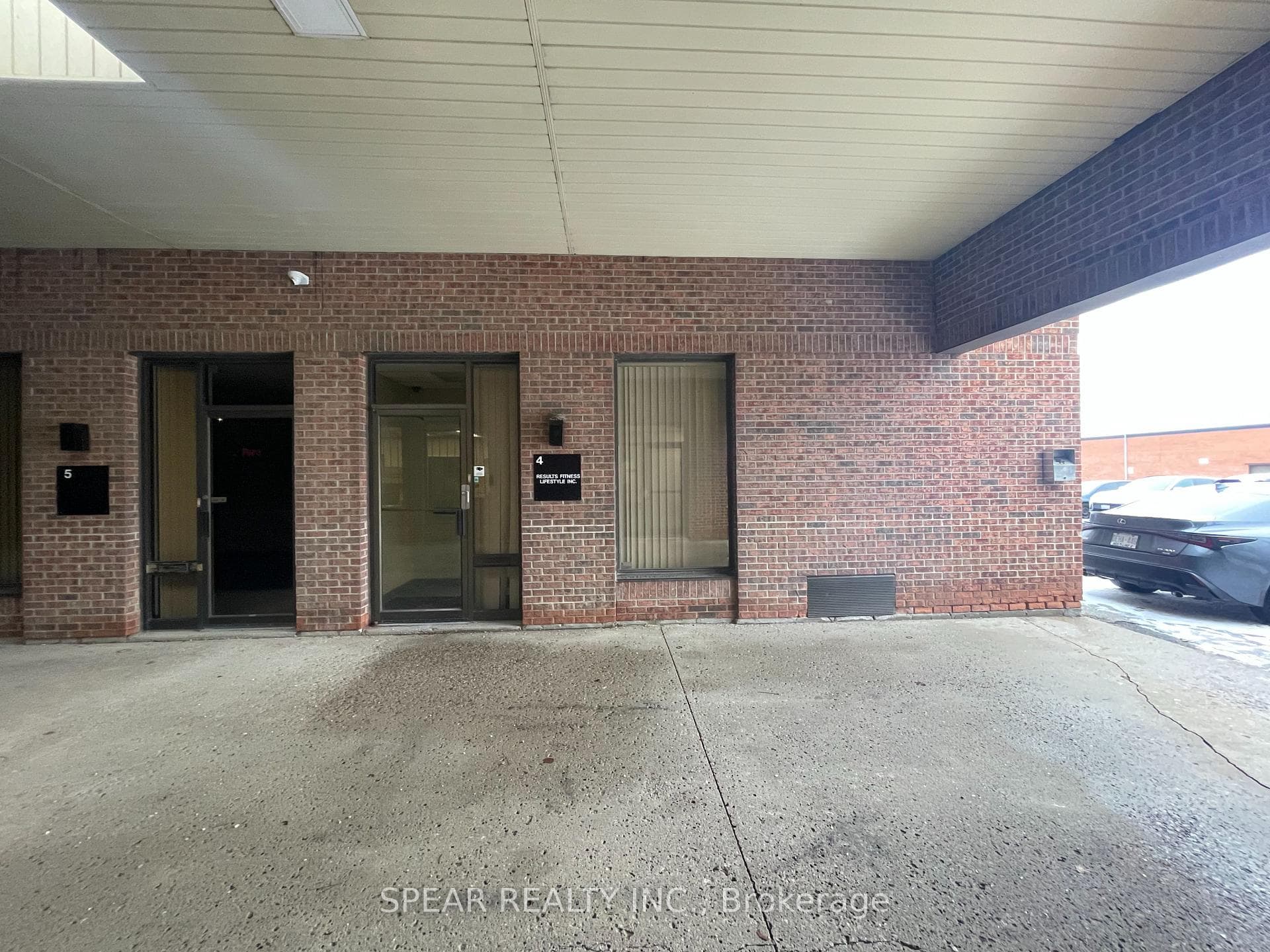 83 Galaxy Boulevard Unit 4, Etobicoke (West Mall / Rexdale), ON M9W 5X6 - Photo 1