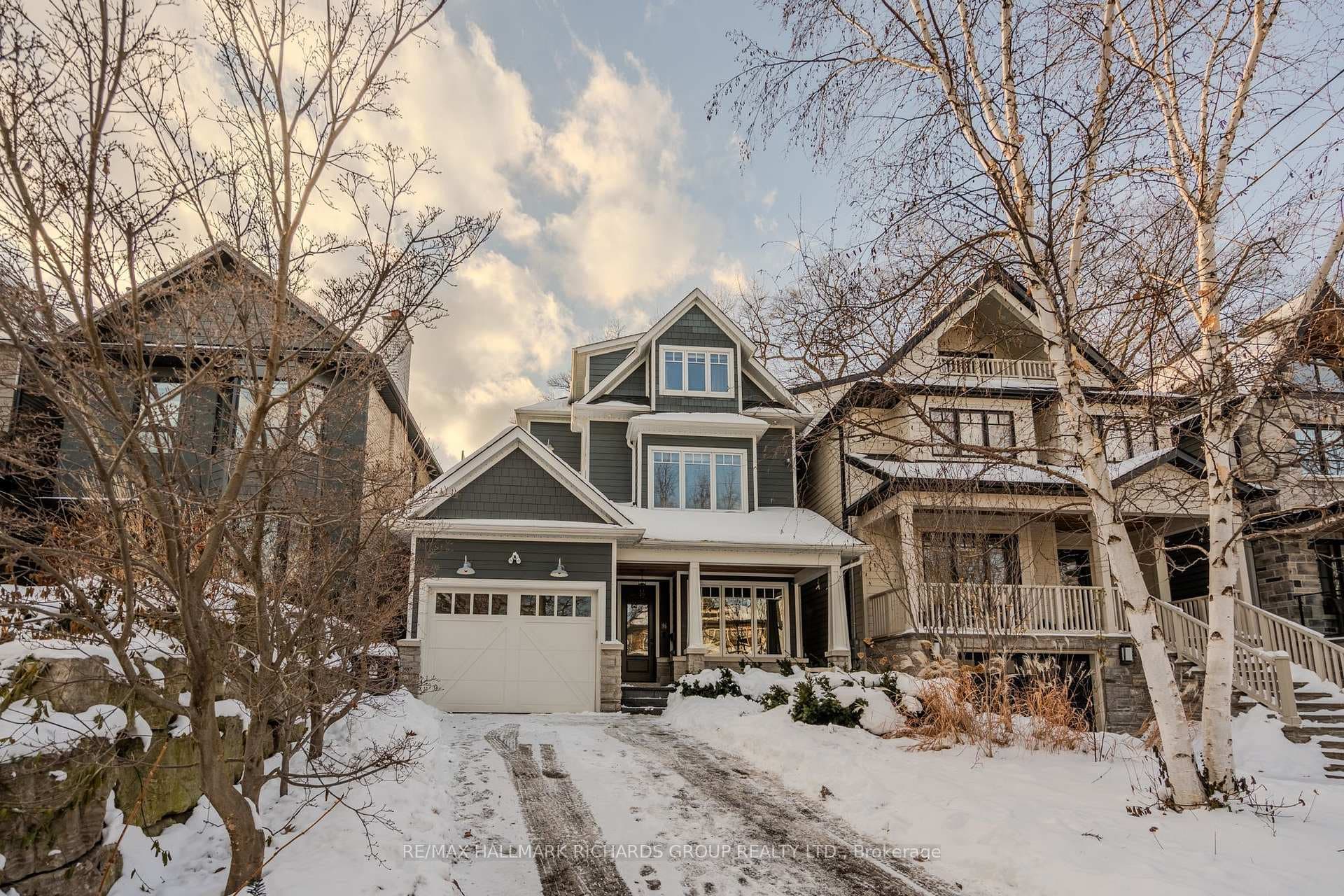 96 Scarborough Road, The Beaches / Upper Beaches, ON M4E 3M5 - Photo 1