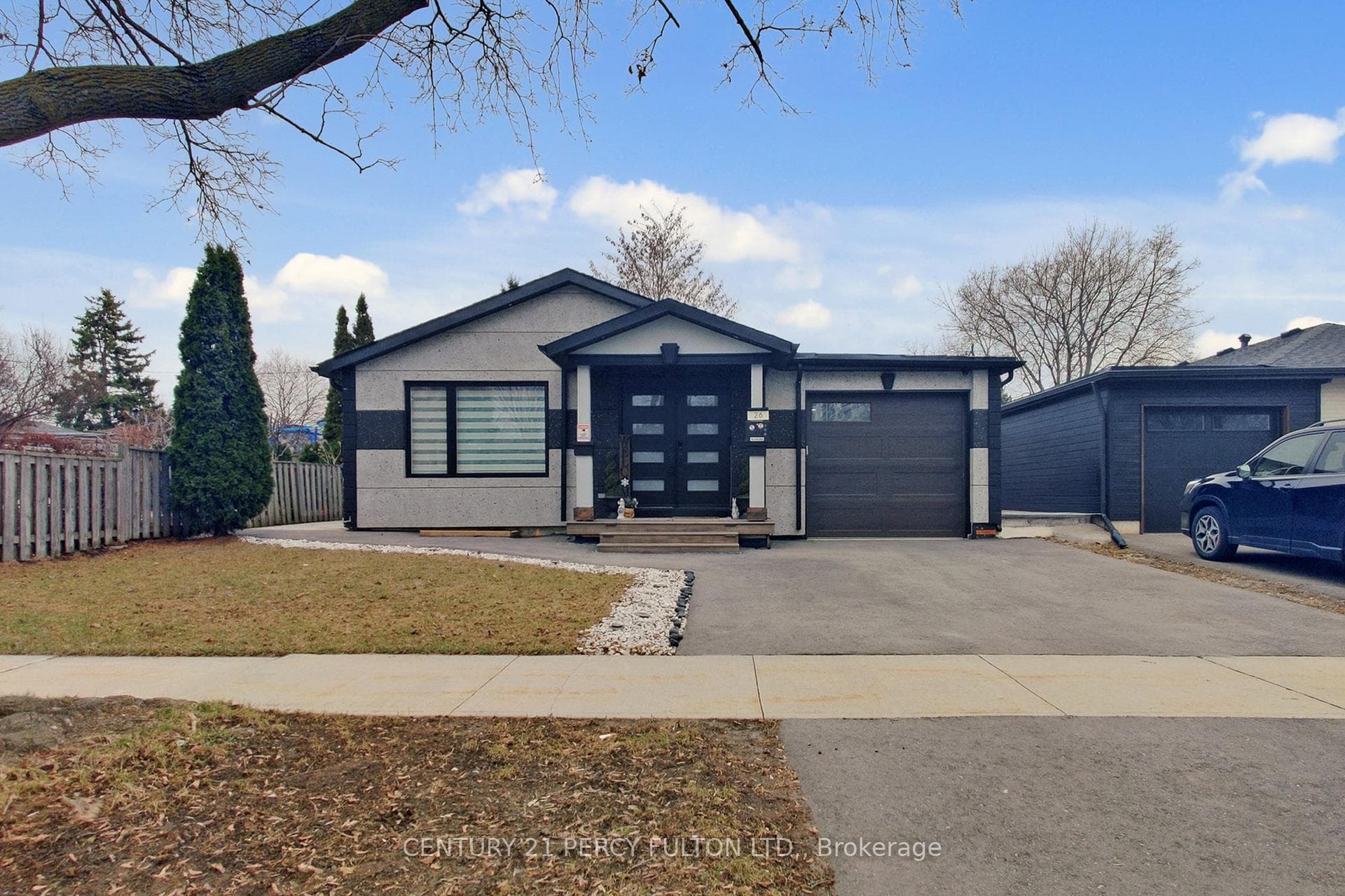 26 Farley Crescent, Etobicoke (Kingsview Village / Humber Heights), ON M9R 2A6 - Photo 1