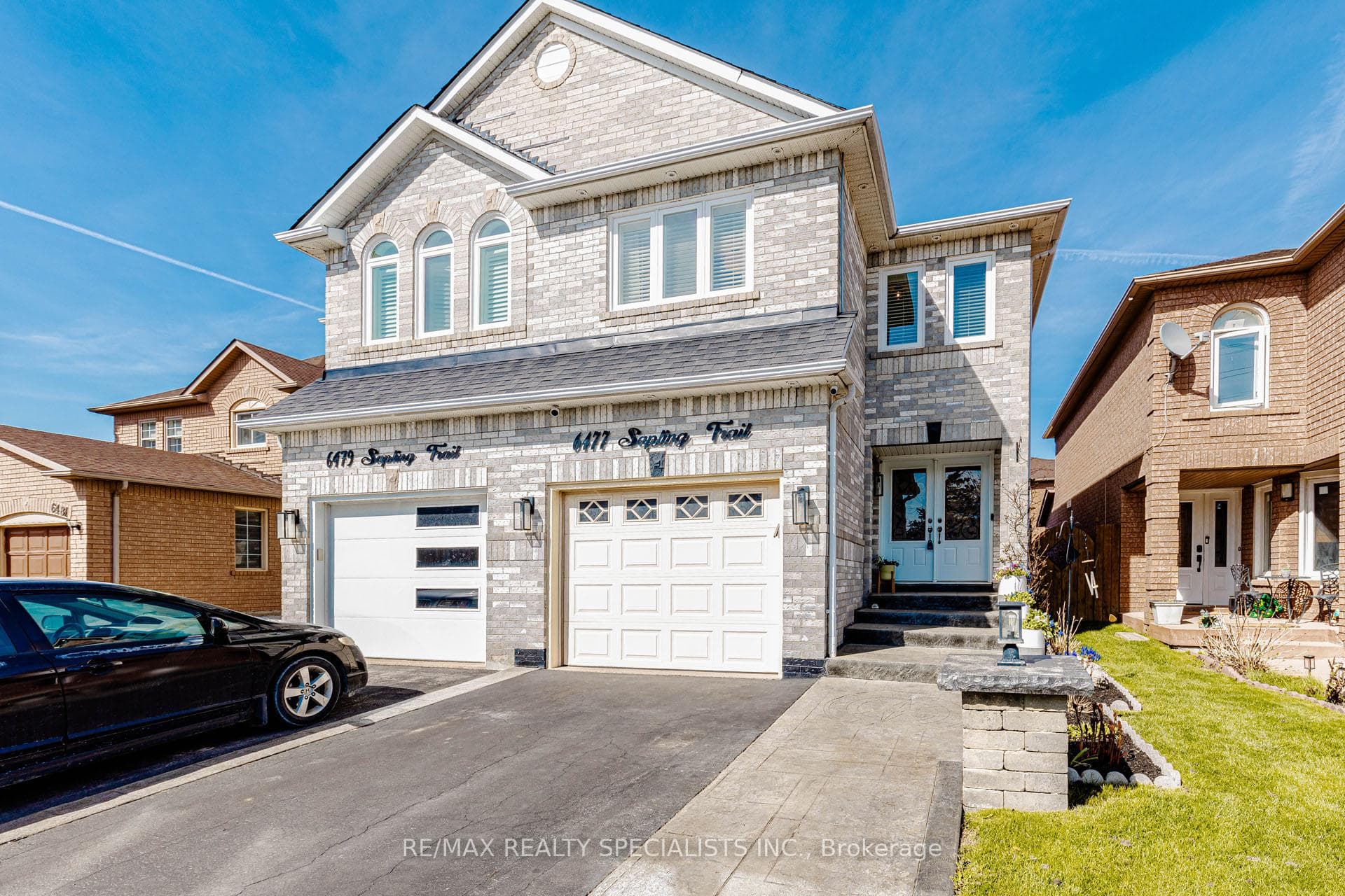 6477 Sapling Trail, Mississauga, ON L5N 7A5 - Photo 1