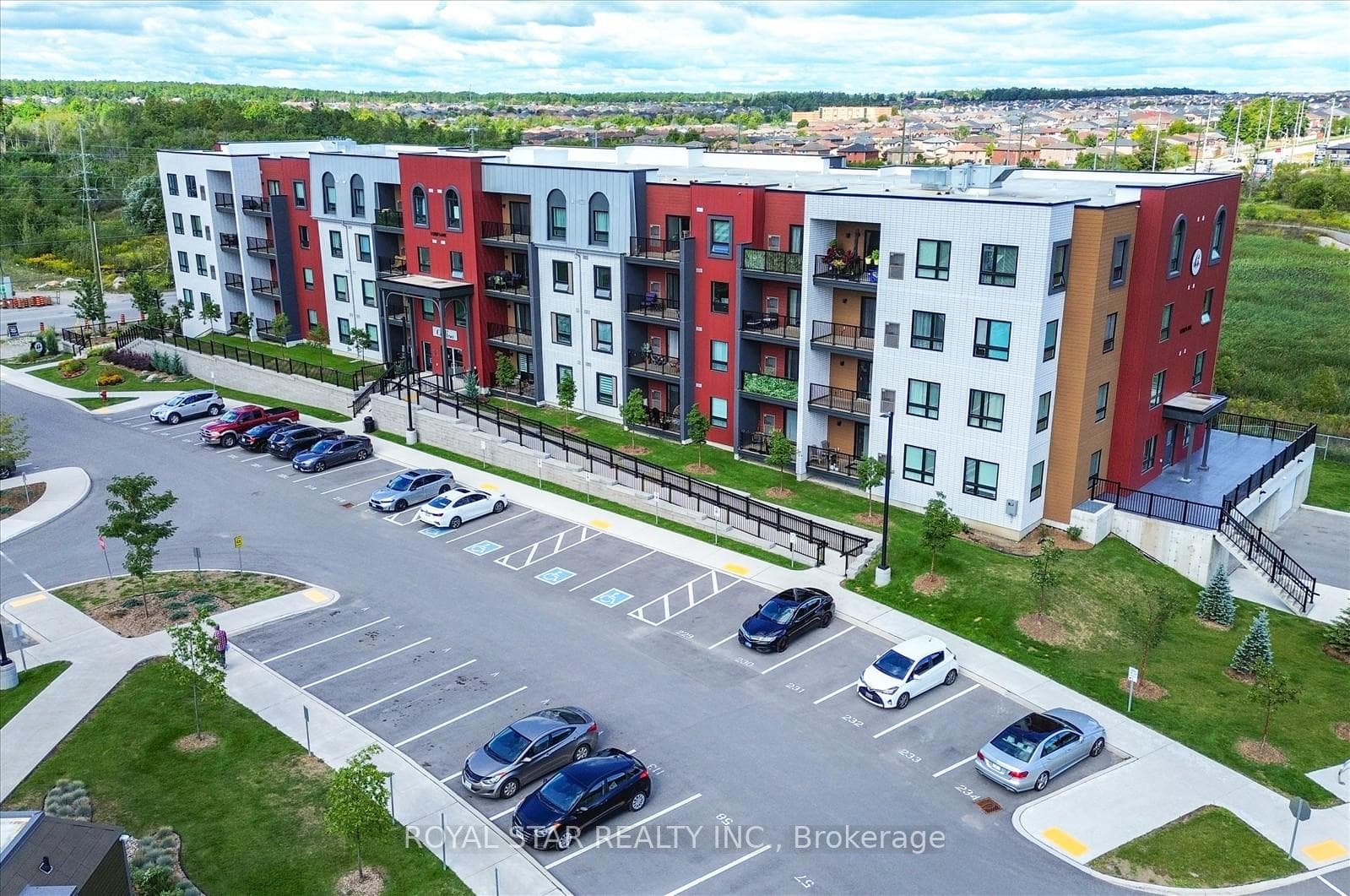 1 Chef Lane Unit 401, Barrie, ON L9J 0T1 - Photo 1