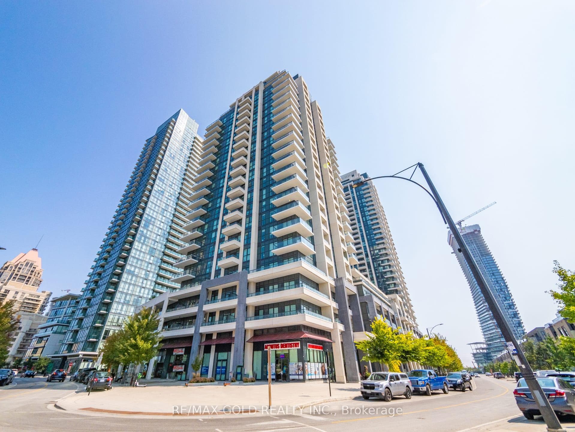 4085 Parkside Village Drive Unit 1803, Mississauga, ON L5B 0K9 - Photo 1