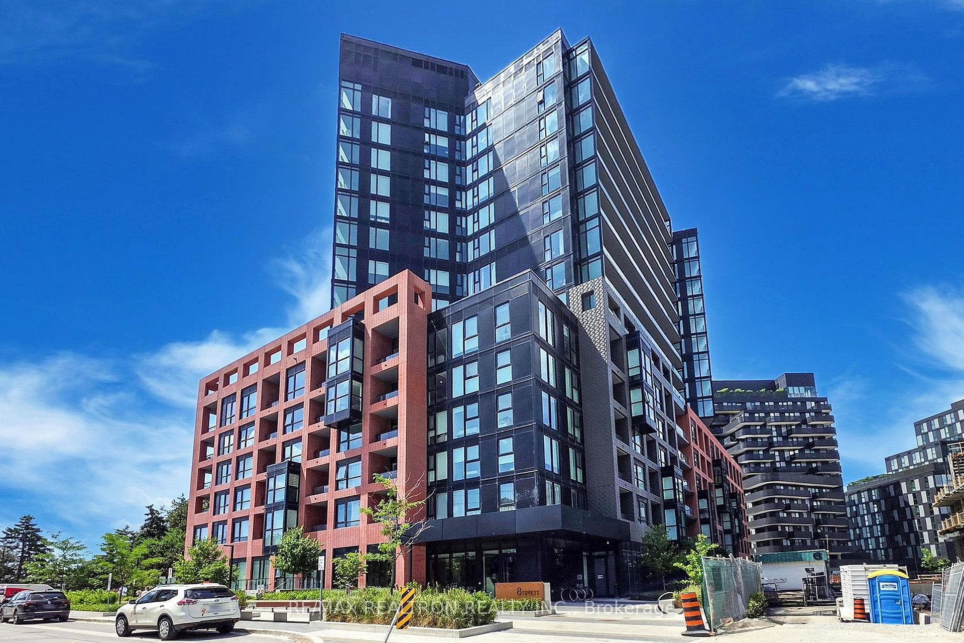 8 Tippett Road Unit 1017, North York (Bathurst Manor / Clanton Park), ON M3H 0E7 - Photo 1