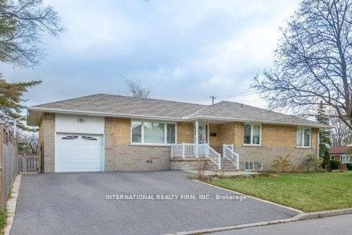 92 Combe Avenue Unit BSMT, North York (Bathurst Manor / Clanton Park), ON M3H 4J7 - Photo 1