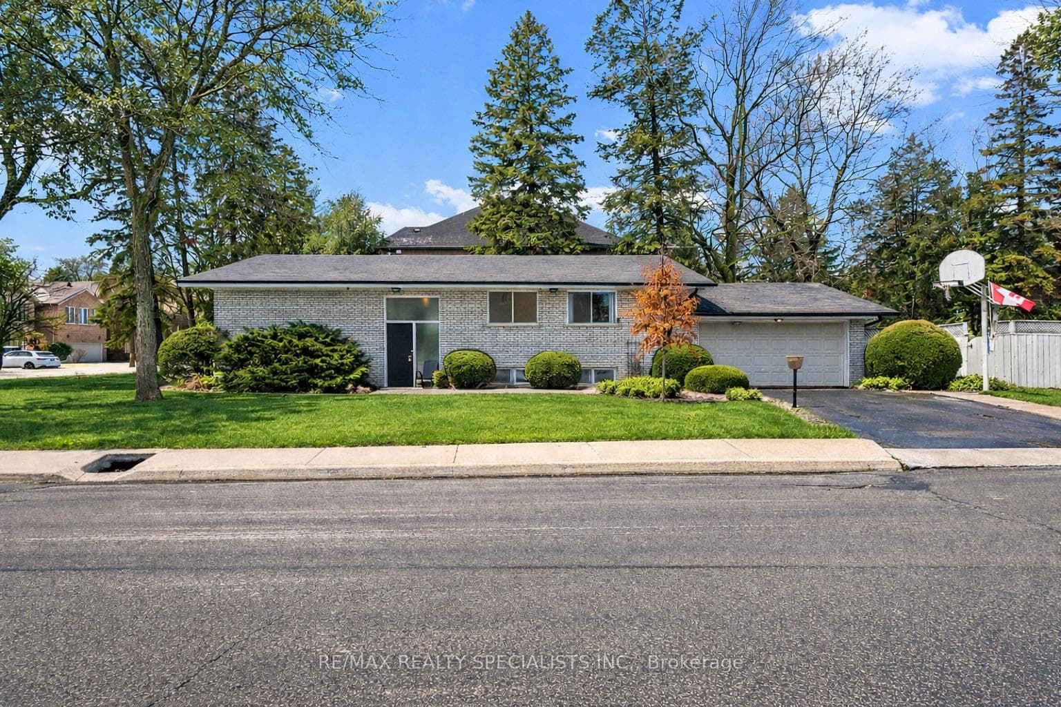 322 Parkview Avenue, Willowdale / Newtonbrook, ON M2N 3Z4 - Photo 1