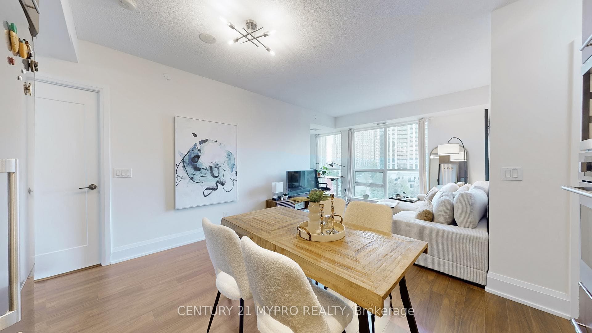 120 Harrison Garden Boulevard Unit 633, Willowdale / Newtonbrook, ON M2N 0H1 - Photo 1