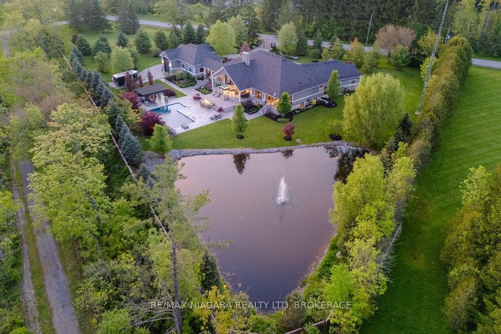 696 Foss Road, Pelham, ON L0S 1C0 - Photo 1