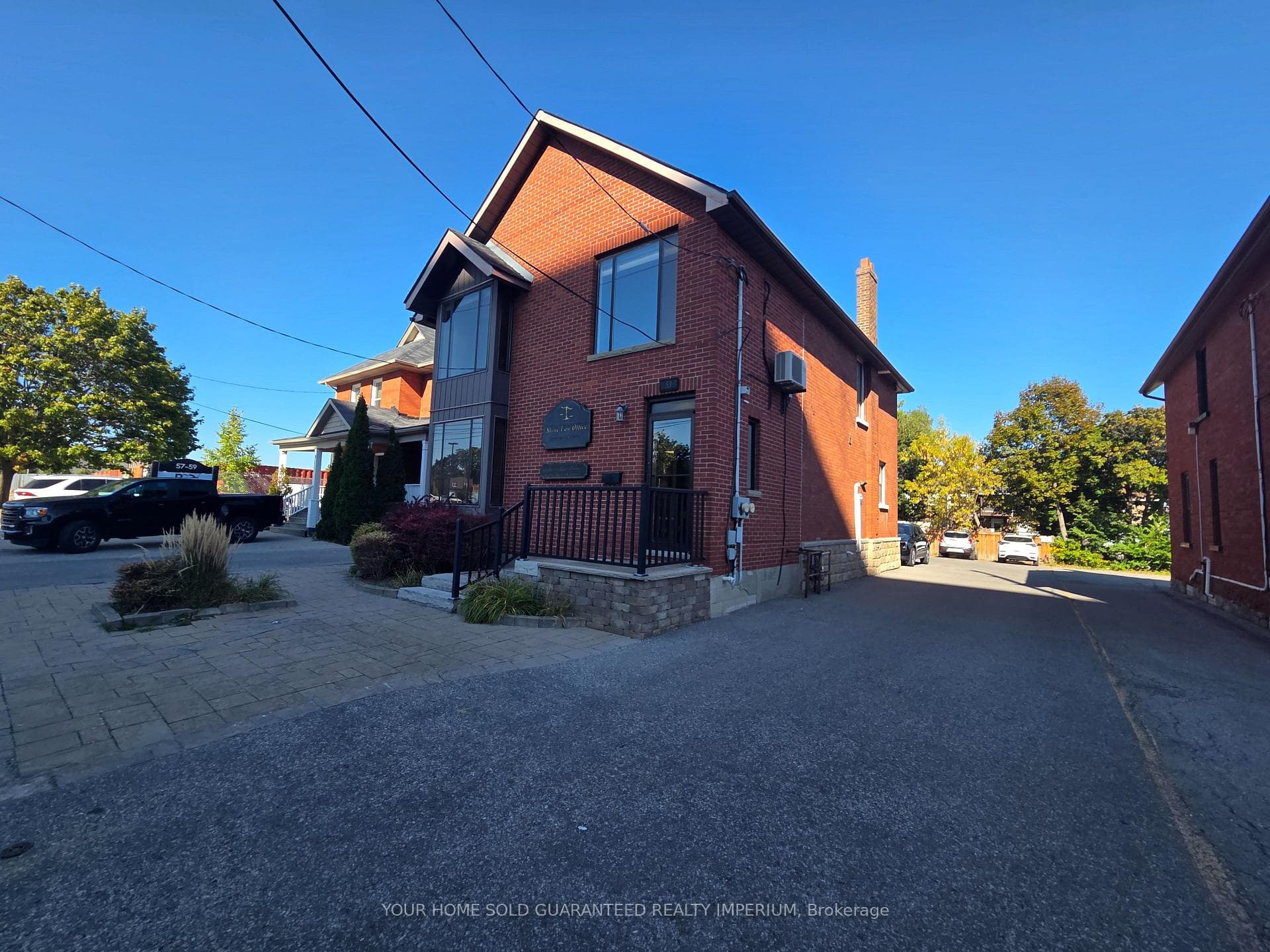 53 Division Street, Oshawa, ON L1G 5L8 - Photo 1
