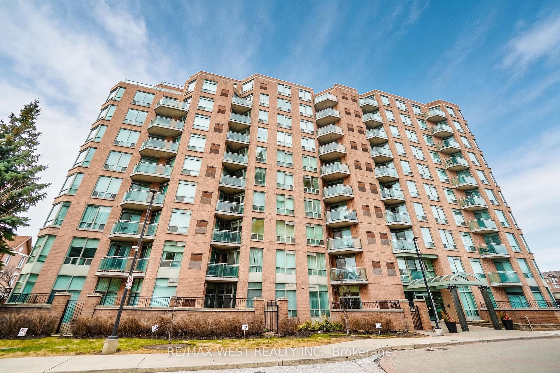 190 Manitoba Street Unit 309, Liberty Village / Parkdale / South Parkdale, ON M8Y 3Y8 - Photo 1