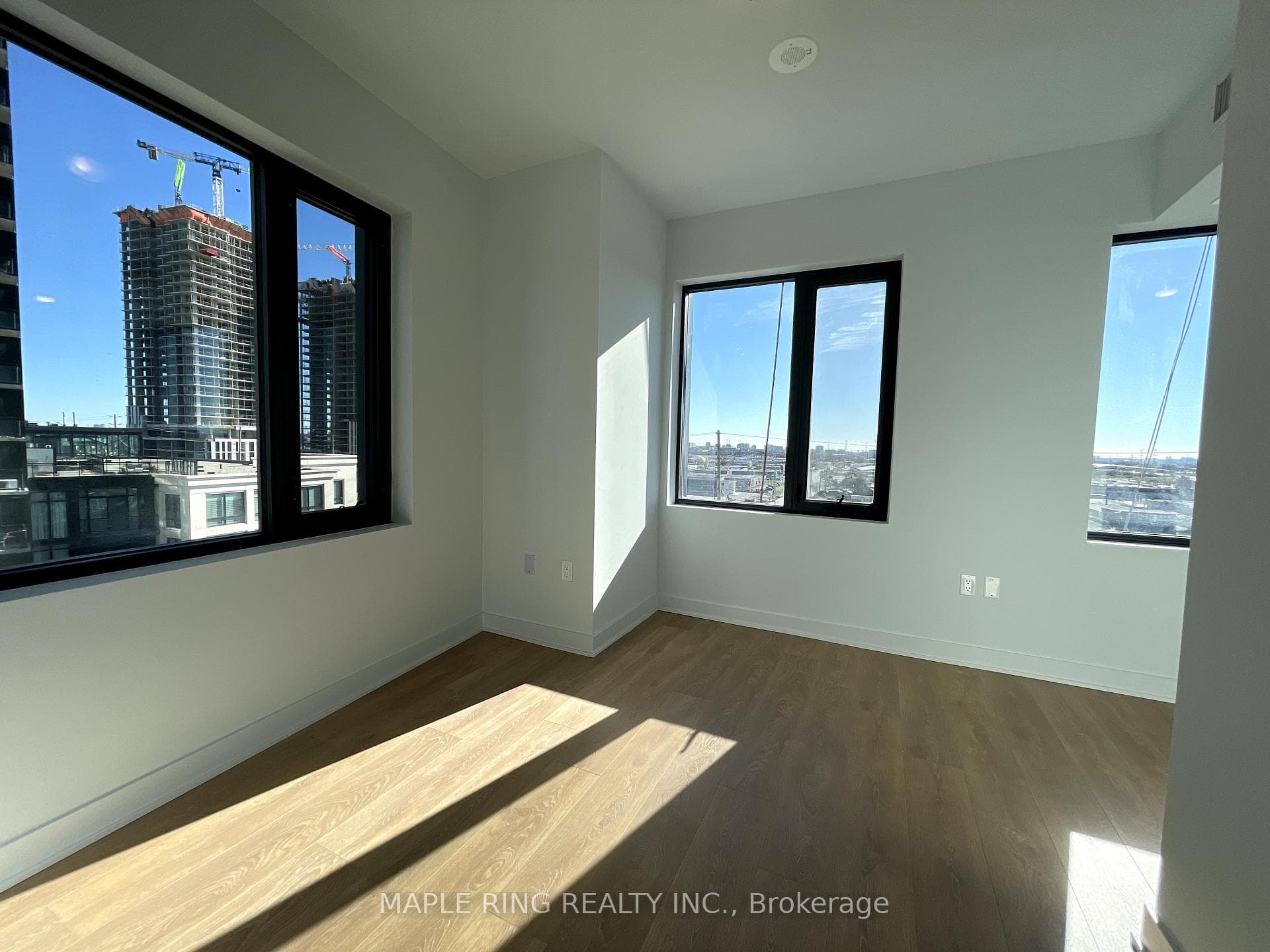 2920 Highway 7 Road Unit 707, Vaughan, ON L4K 0P4 - Photo 1