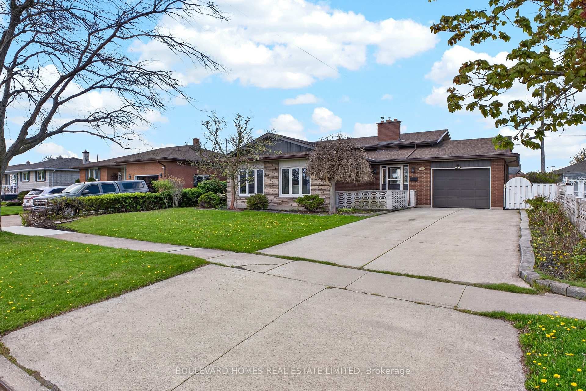 66 Watt Avenue, Welland