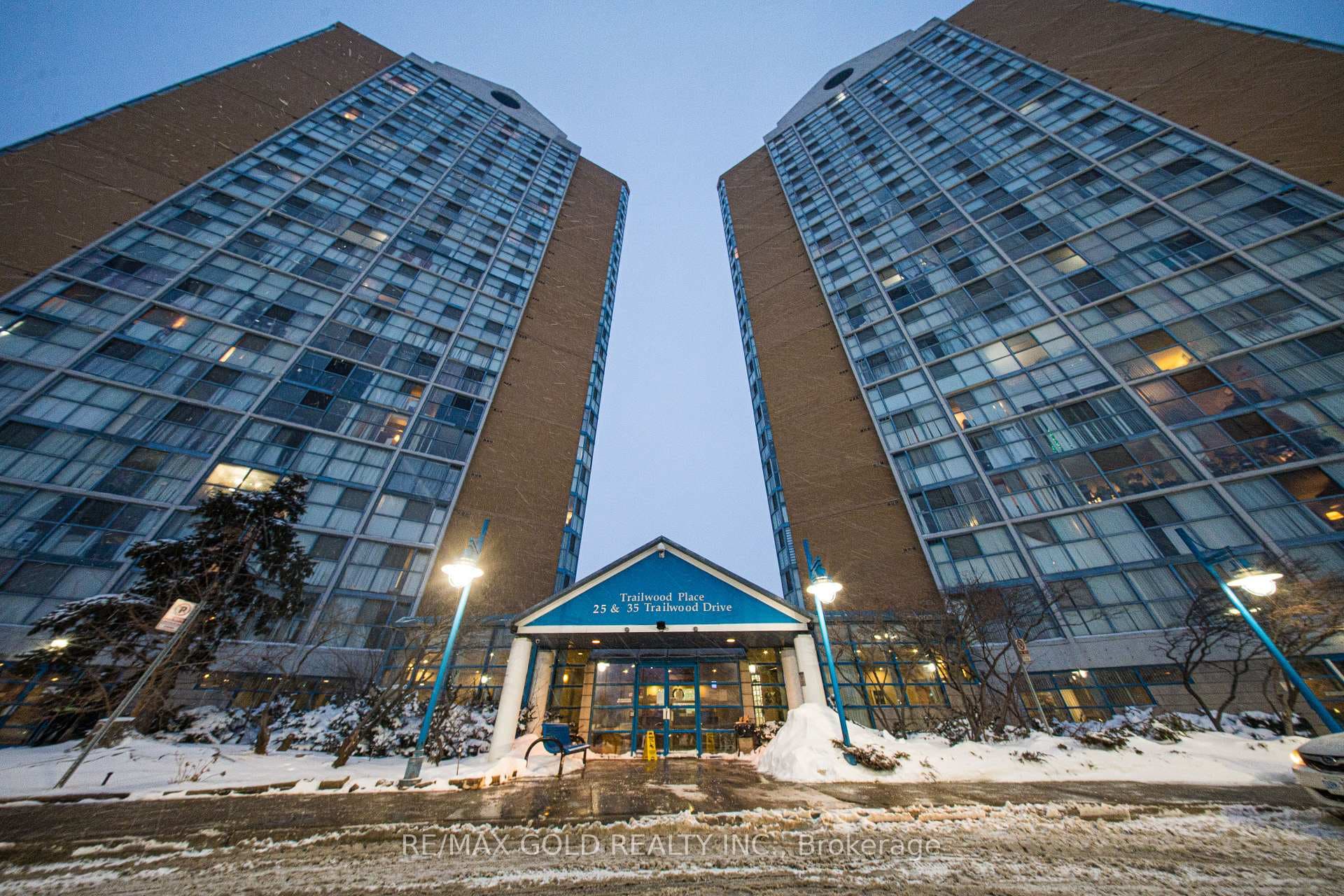35 Trailwood Drive Unit 1112, Mississauga, ON L4Z 3L6 - Photo 1