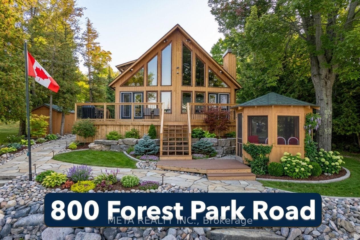 800 Forest Park Road, Laurentian Valley