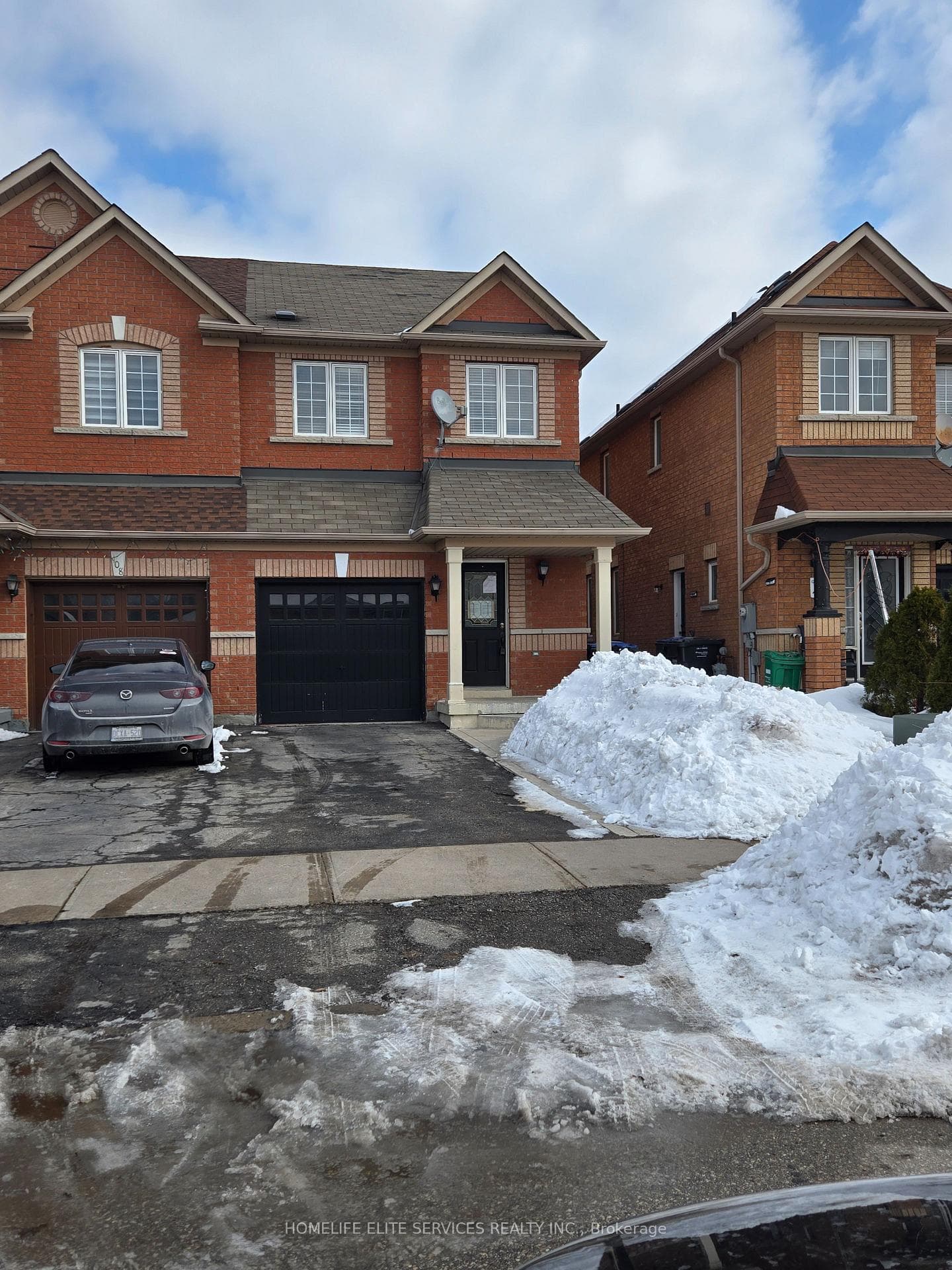 110 Crystalview Crescent, Brampton, ON L6P 2S2 - Photo 1