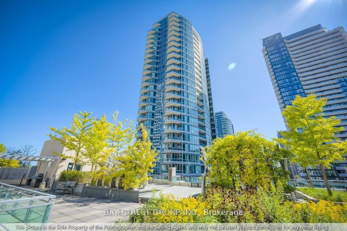 18 Holmes Avenue Unit 1101, Willowdale / Newtonbrook, ON M2N 0E1 - Photo 1