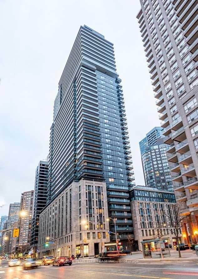 955 Bay Street Unit 2715, Downtown Toronto / Waterfront, ON M5S 0C6 - Photo 1