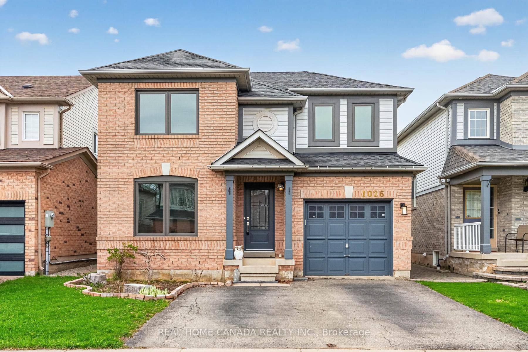 1026 Gordon Heights, Milton