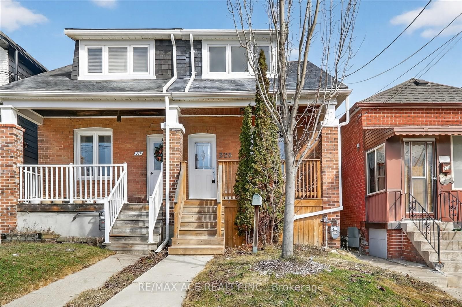 325 Boon Avenue, Keelesdale / Eglinton West, ON M6E 4A4 - Photo 1