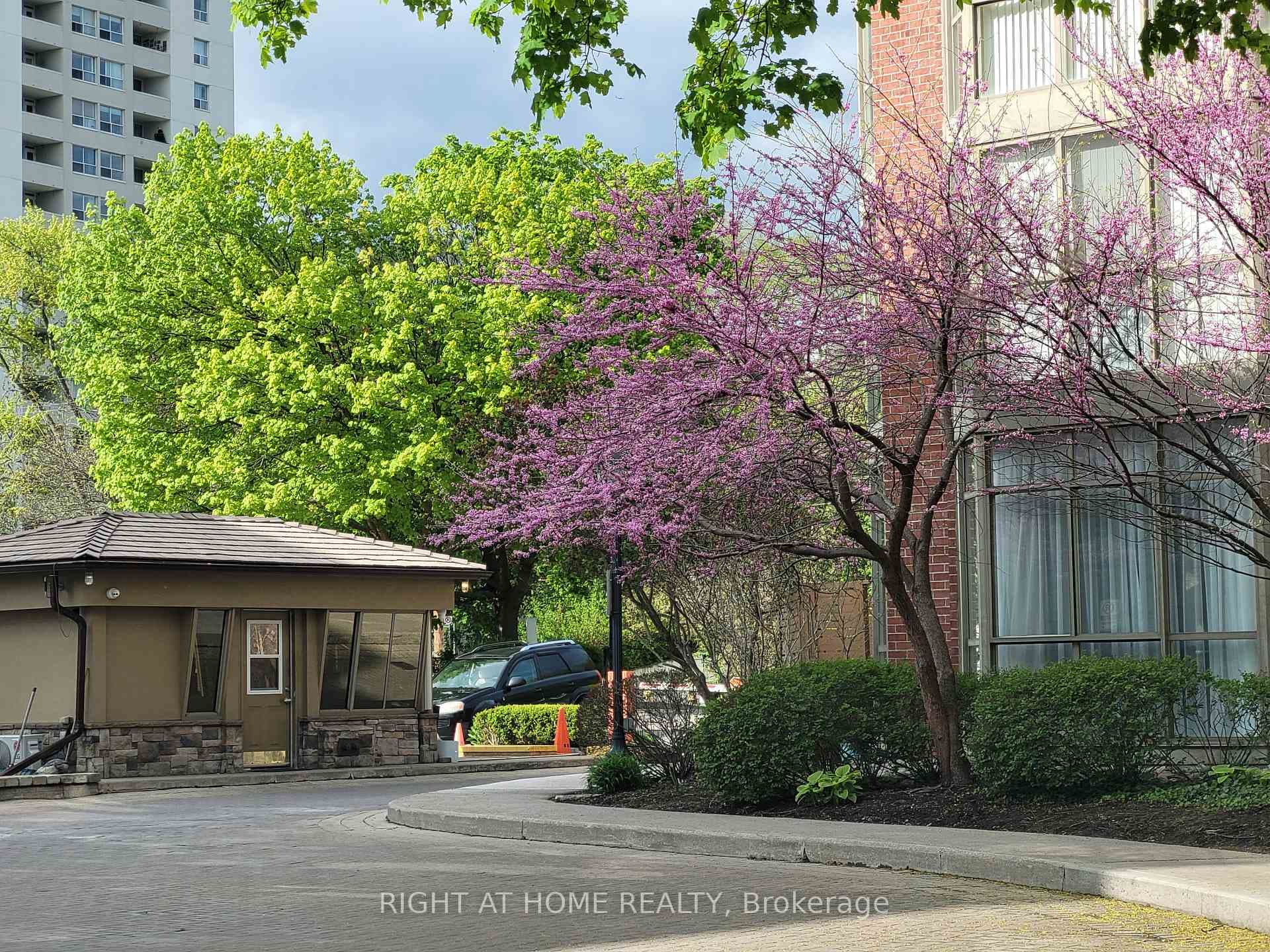 22 Southport Street Unit 332, High Park / Junction / Roncesvalles, ON M6S 4Y9 - Photo 1