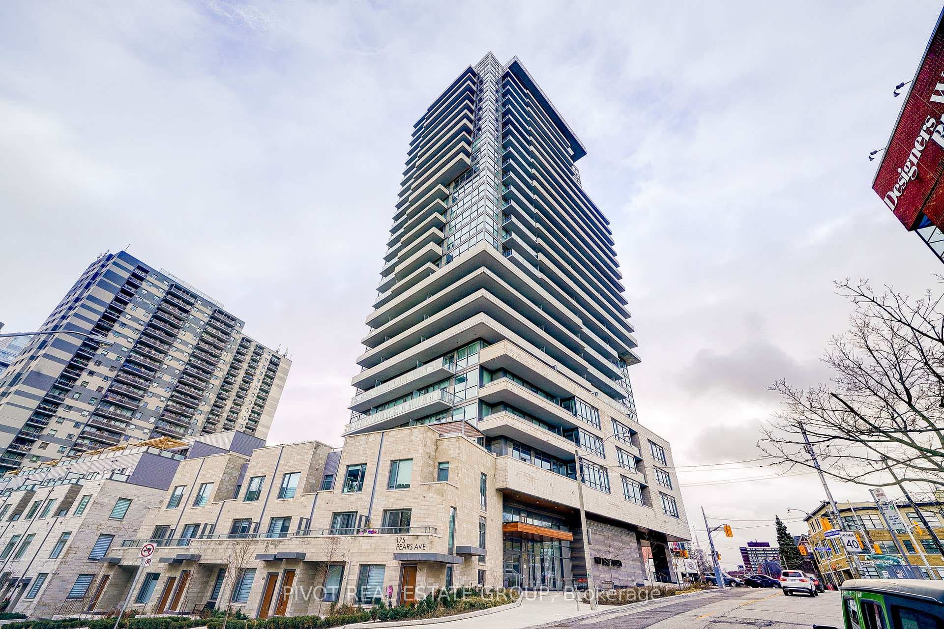 181 Bedford Road Unit 701, Annex / Yorkville / Summerhill, ON M5R 0C2 - Photo 1