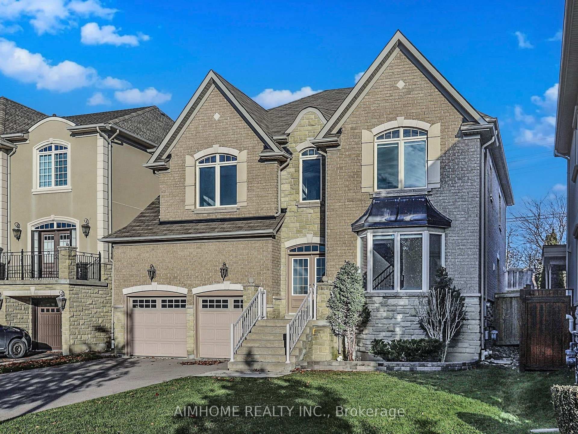 12 Sweet Valerie Court, Vaughan, ON L6A 0C6 - Photo 1