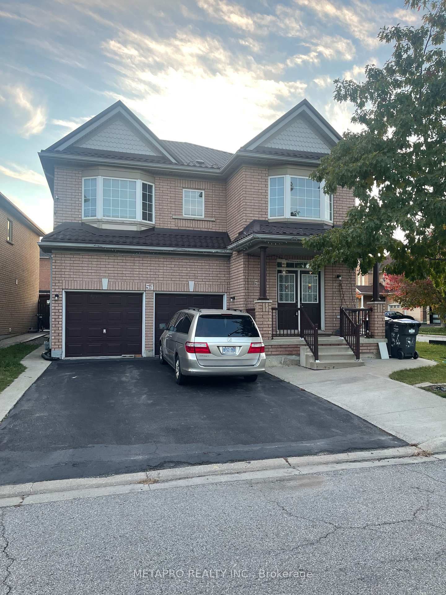 54 Snowshoe Lane, Brampton, ON L6R 0J6 - Photo 1