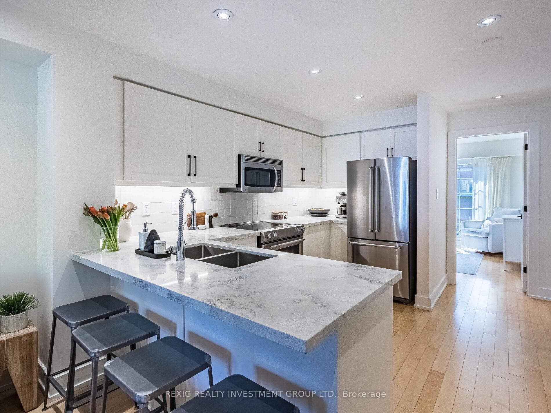 132 Strachan Avenue Unit 1, Downtown Toronto / Waterfront, ON M6J 3W4 - Photo 1