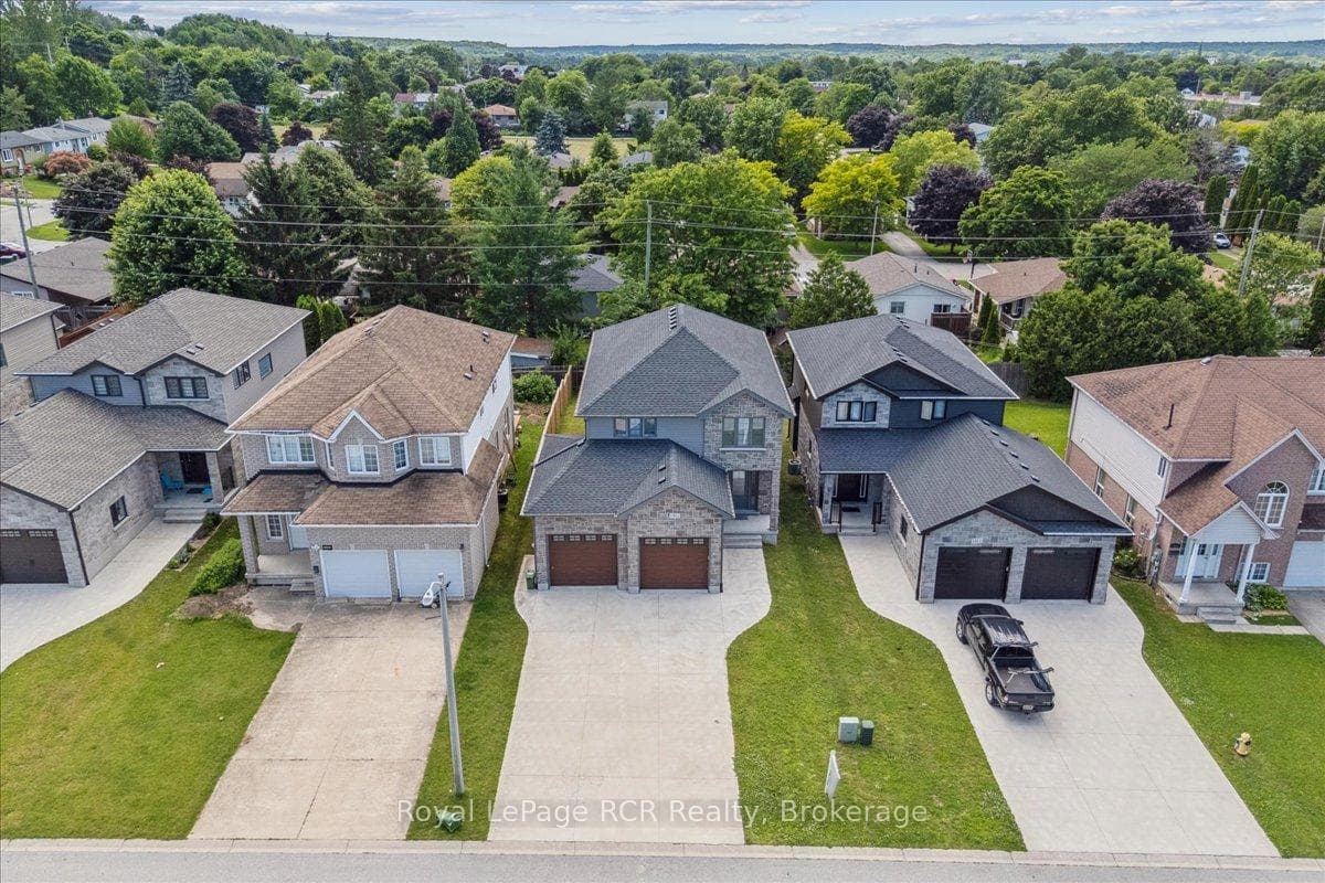 1302 14th Avenue, Owen Sound, ON N4K 0A1 - Photo 1
