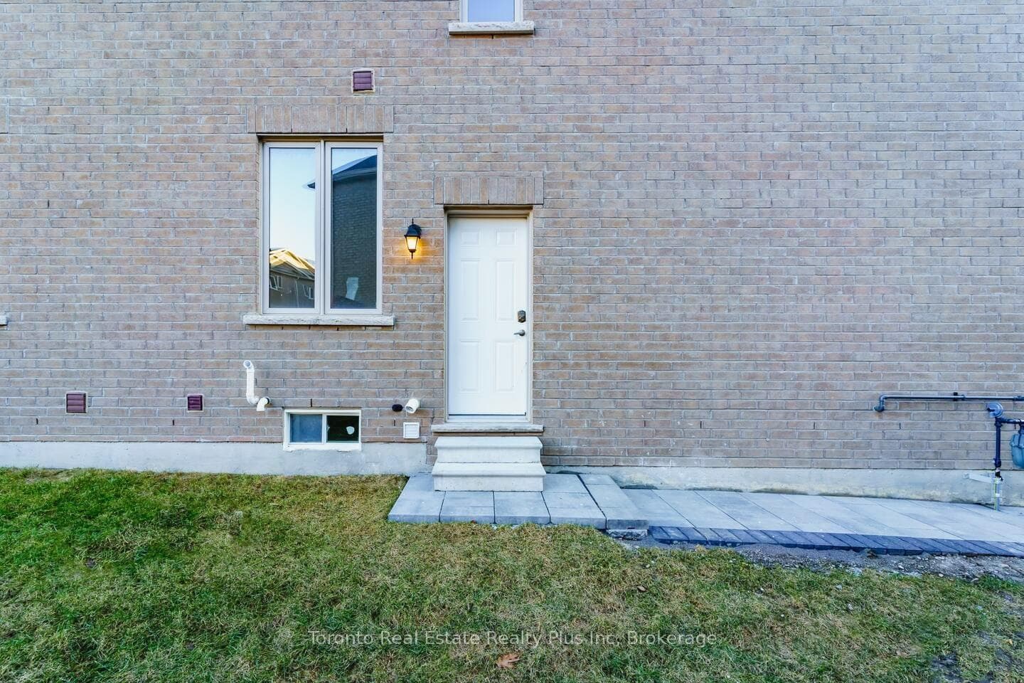 43 Erintol Way, Markham