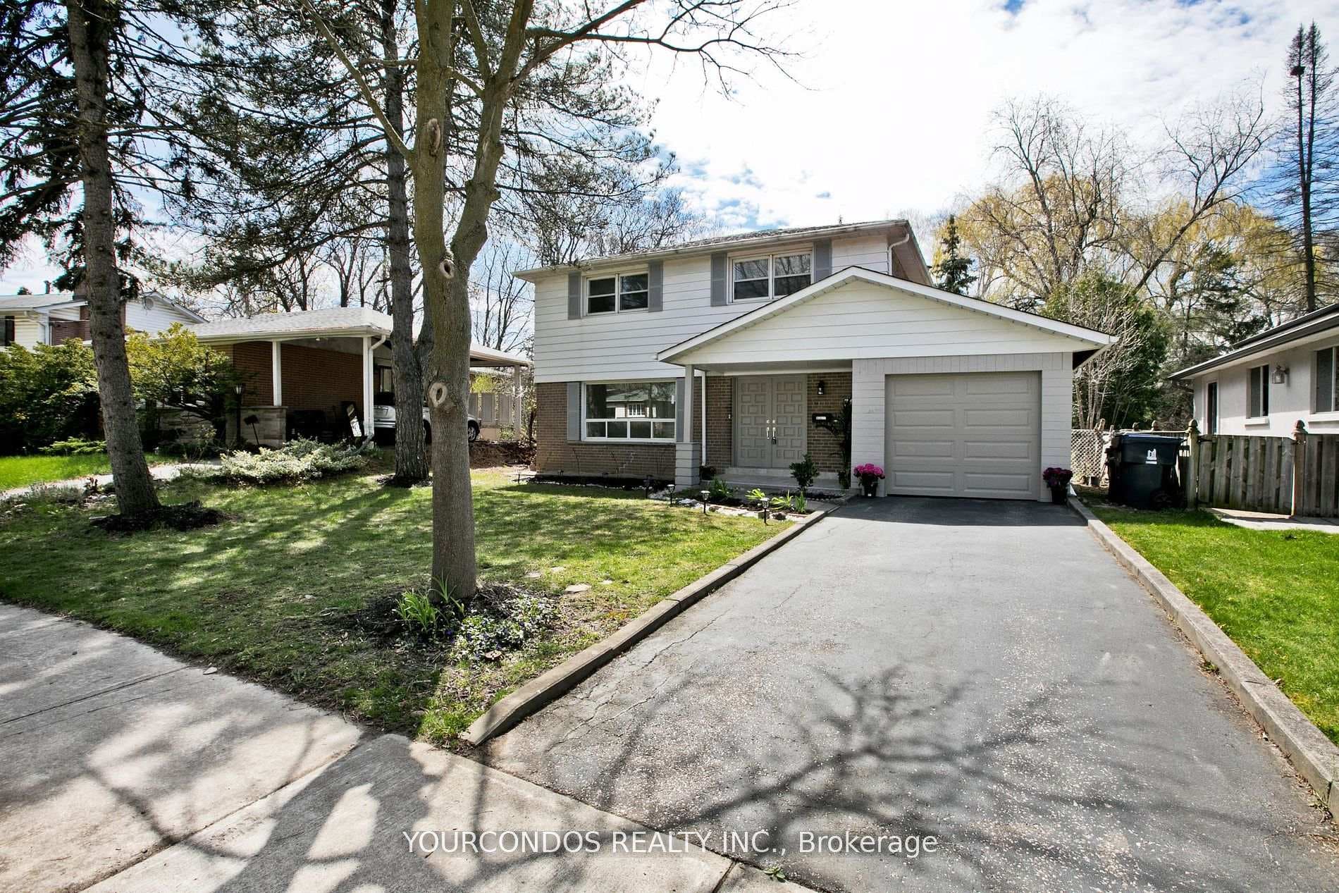 31 Shippigan Crescent, Toronto C15