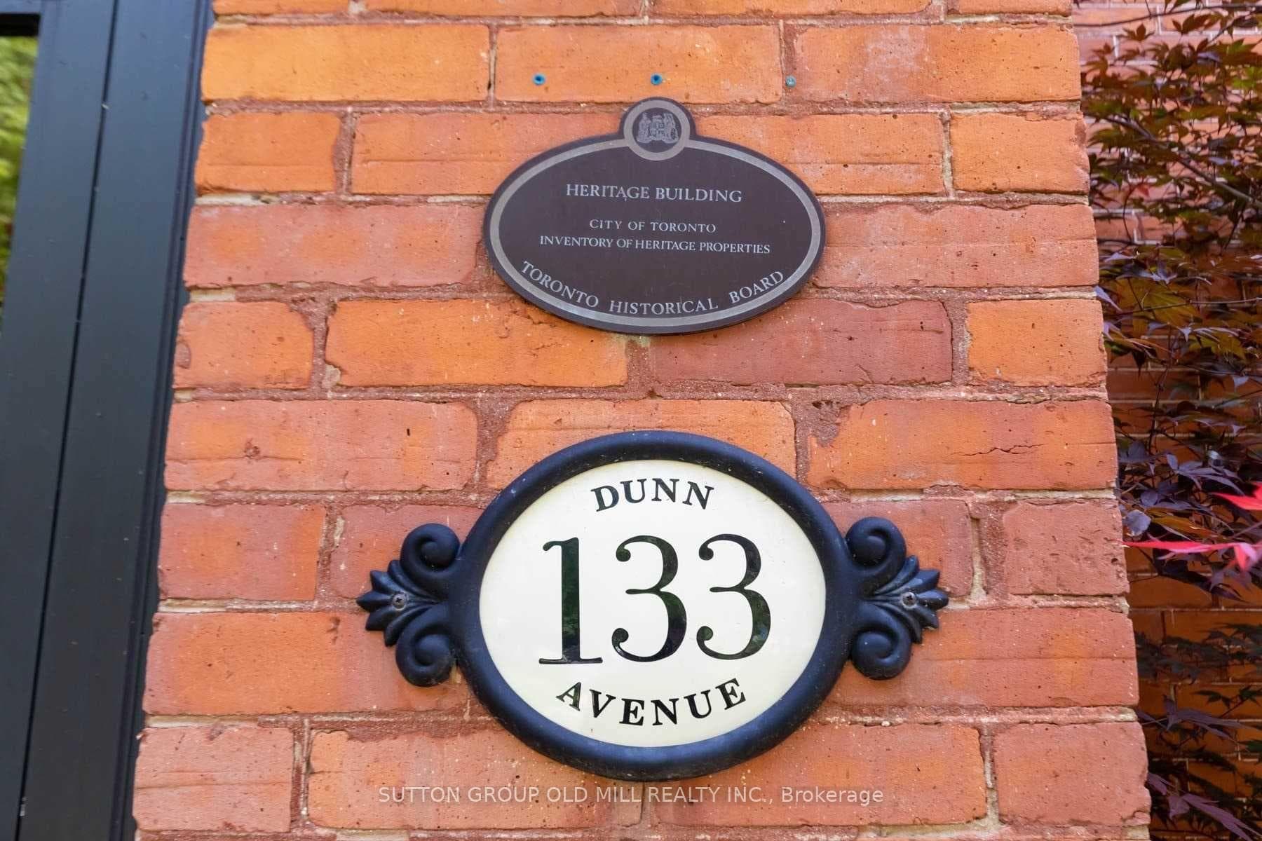 133 Dunn Avenue Unit 203, High Park / Junction / Roncesvalles, ON M6K 2R8 - Photo 1