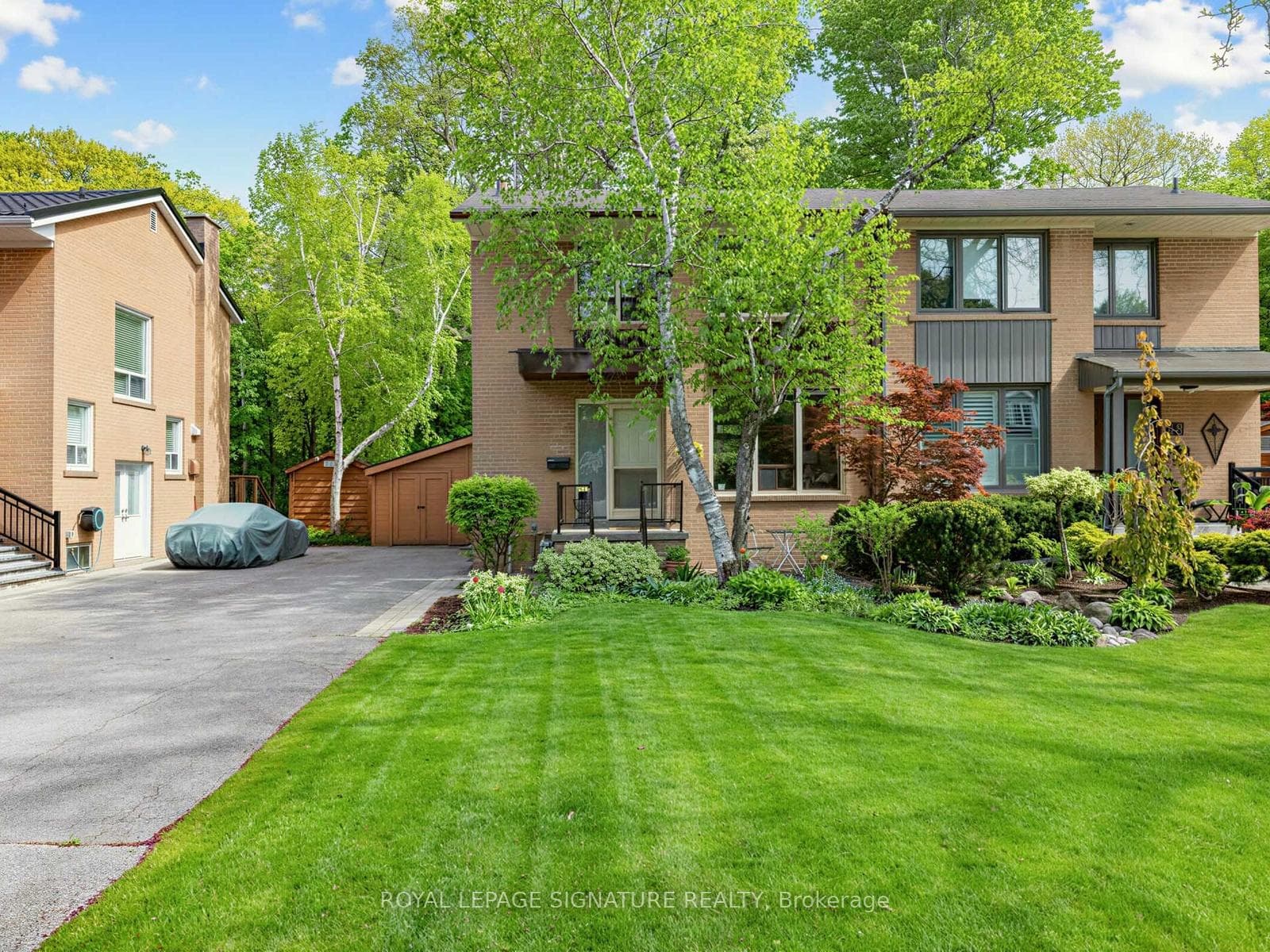 46 Plateau Crescent, Don Mills / Parkwoods / Victoria Village, ON M3C 1M8 - Photo 1