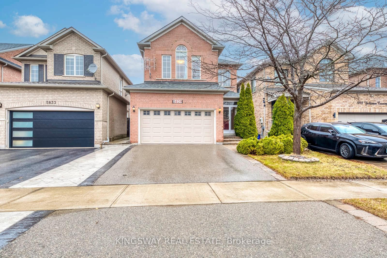 5829 Yachtsman Crossing, Mississauga, ON L5M 6P1 - Photo 1