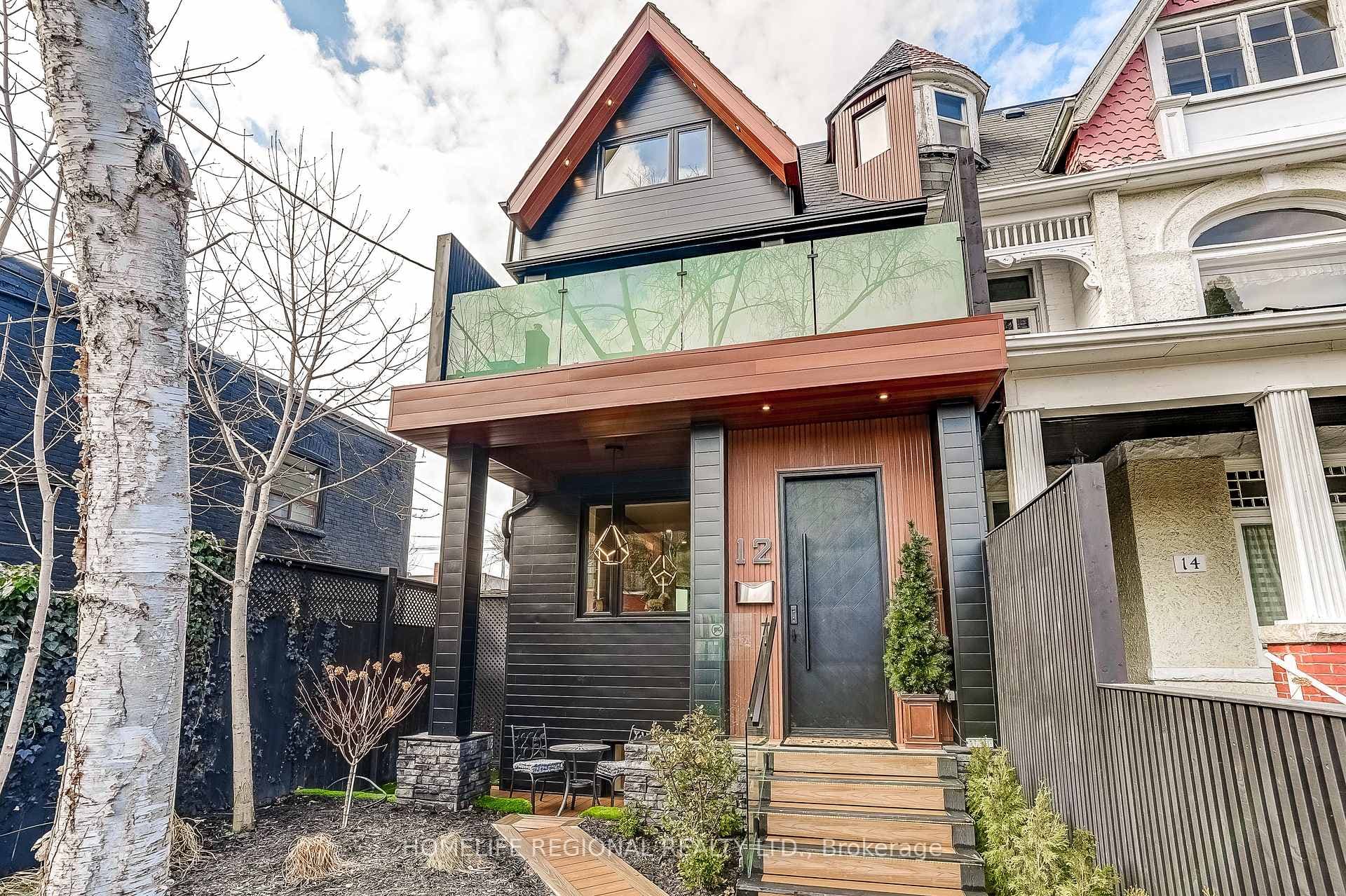 12 Macdonell Avenue, High Park / Junction / Roncesvalles, ON M6R 2A2 - Photo 1