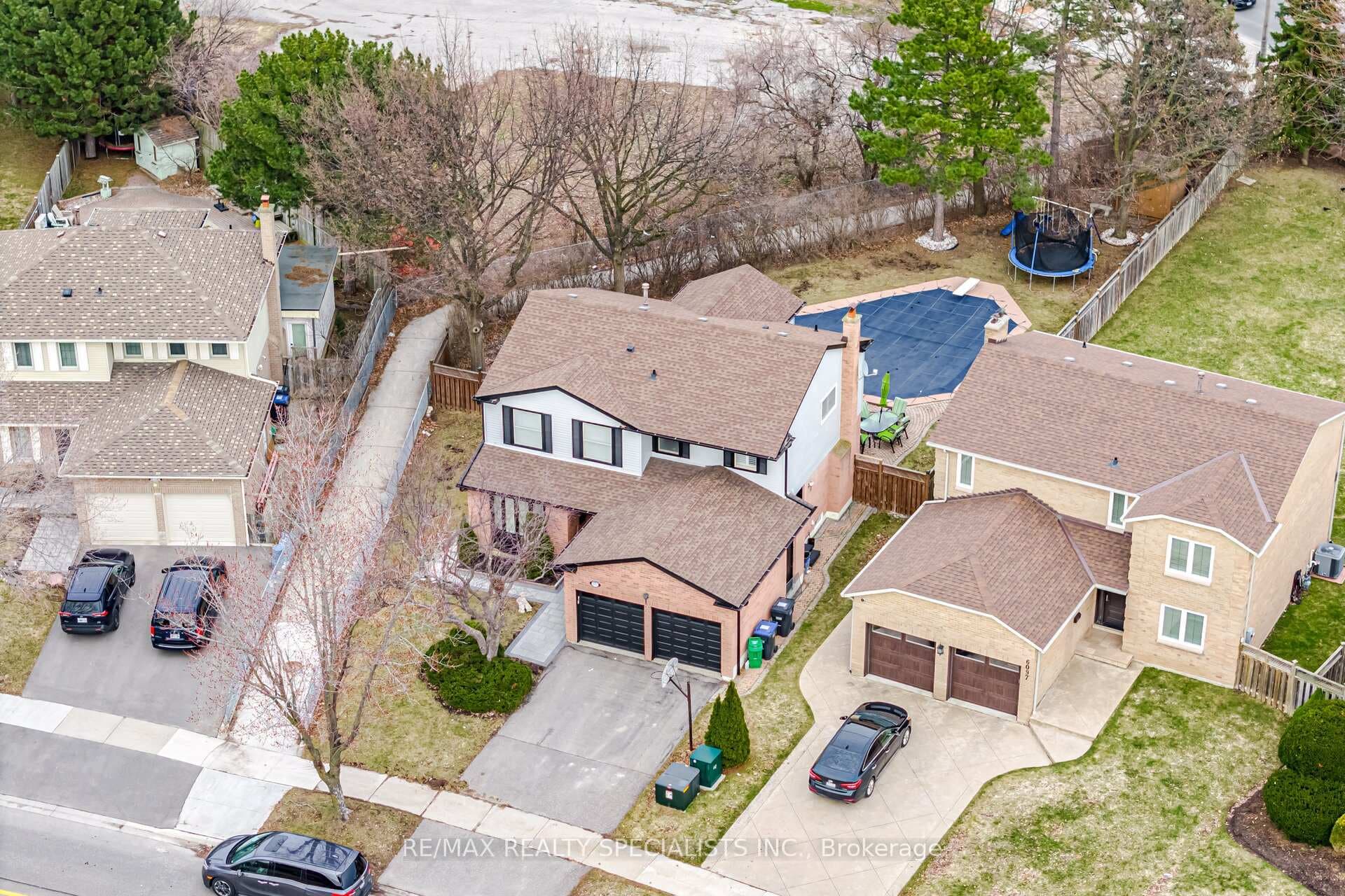 6101 Edenwood Drive, Mississauga, ON L5N 2Y6 - Photo 1