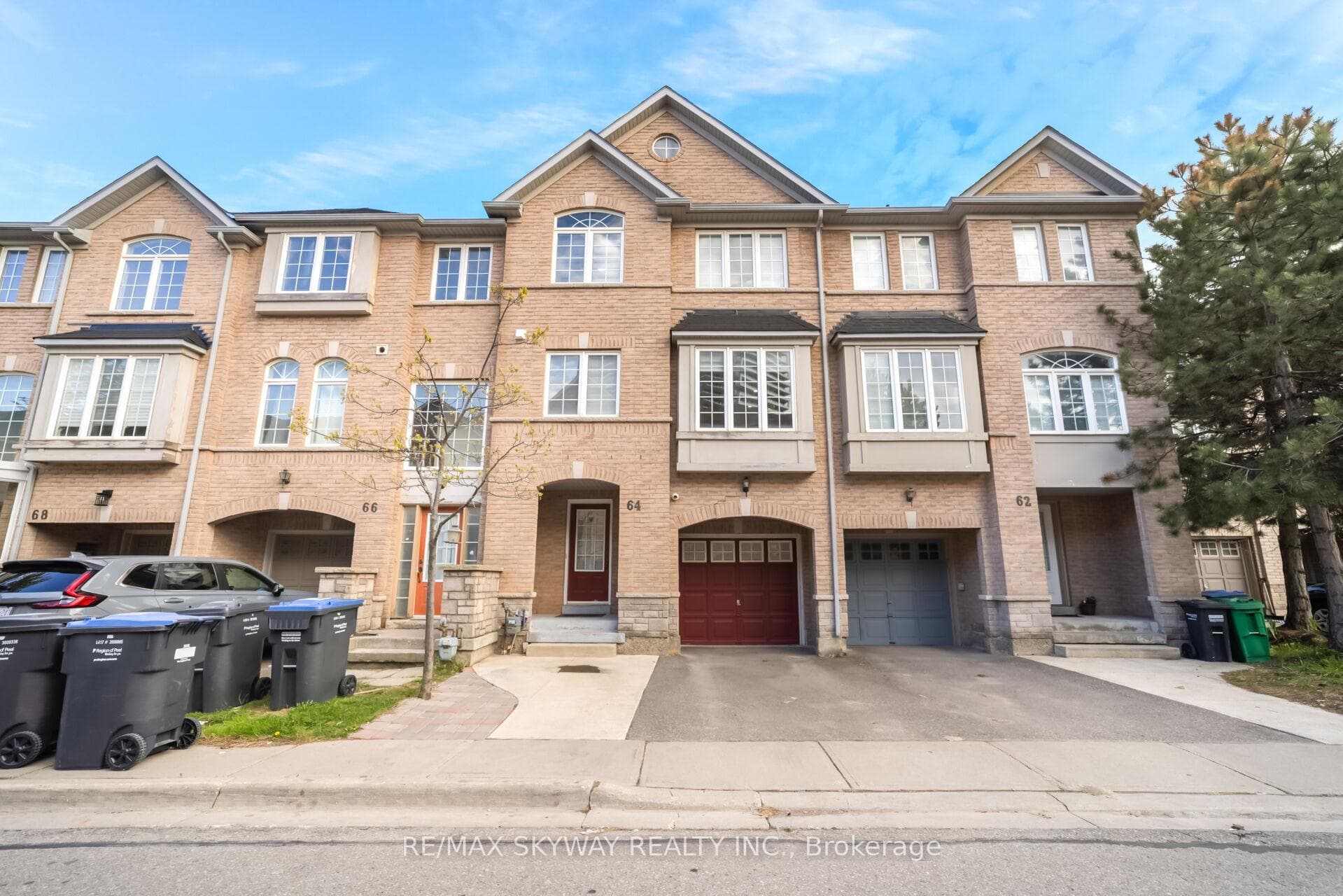 64 Bernard Avenue, Brampton
