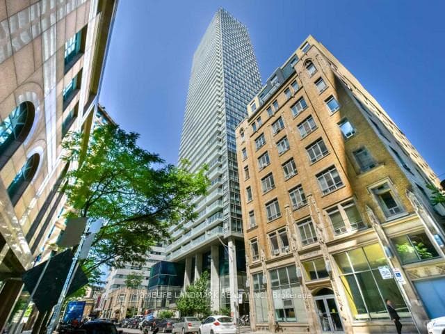 38 Grenville Street Unit 3301, Downtown Toronto / Waterfront, ON M4Y 1A5 - Photo 1