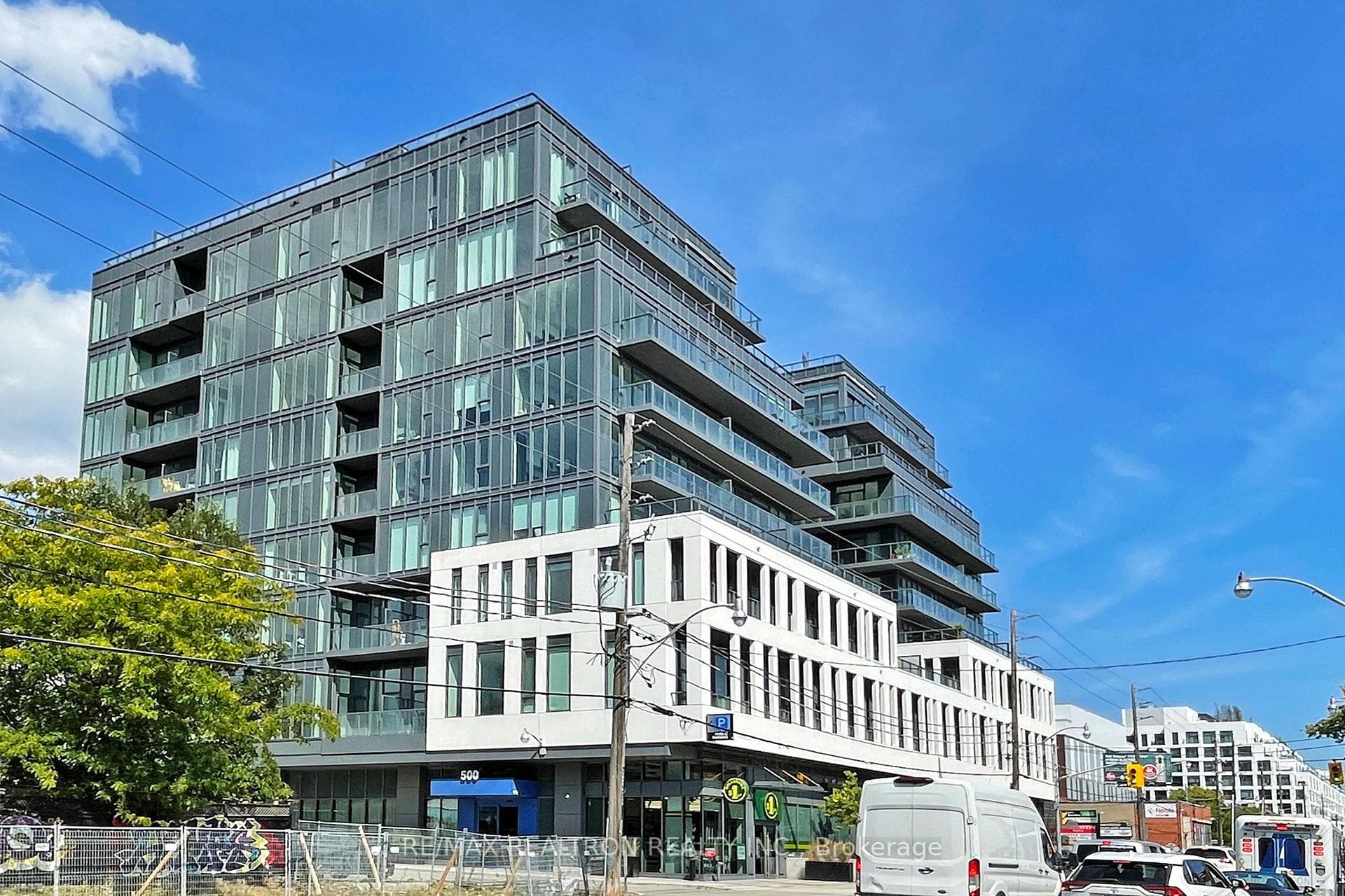 500 Dupont Street Unit 301, Annex / Yorkville / Summerhill, ON M6G 0B8 - Photo 1