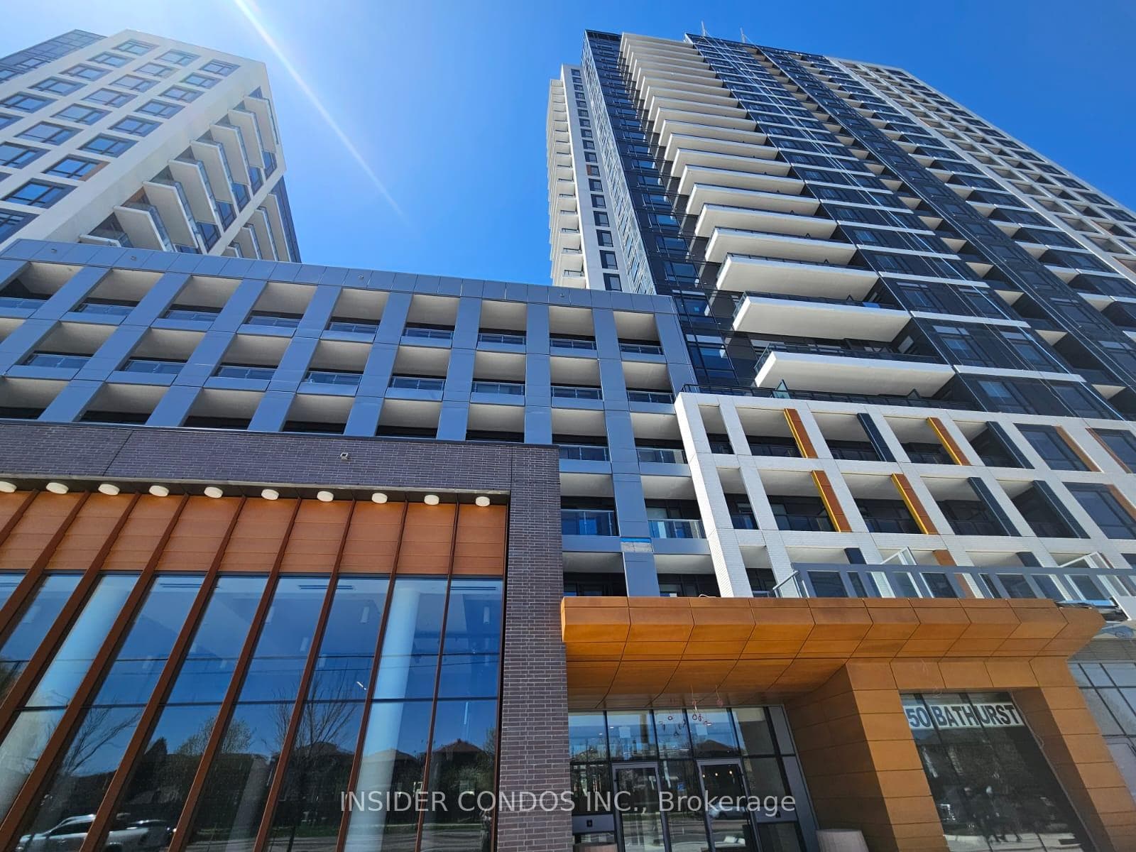 7950 Bathurst Street Unit 1412, Vaughan