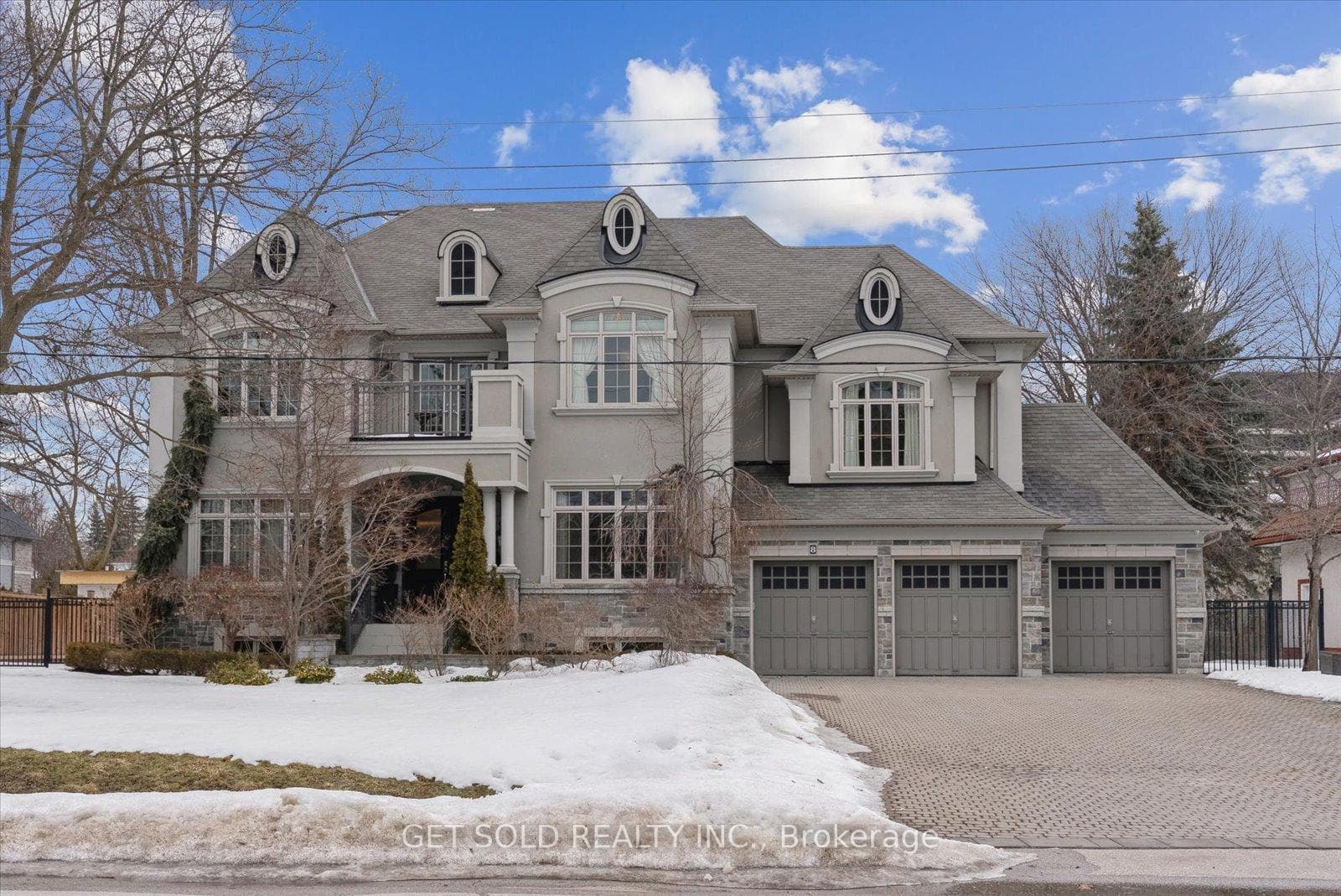 8 Thornhill Avenue, Vaughan, ON L4J 1J4 - Photo 1