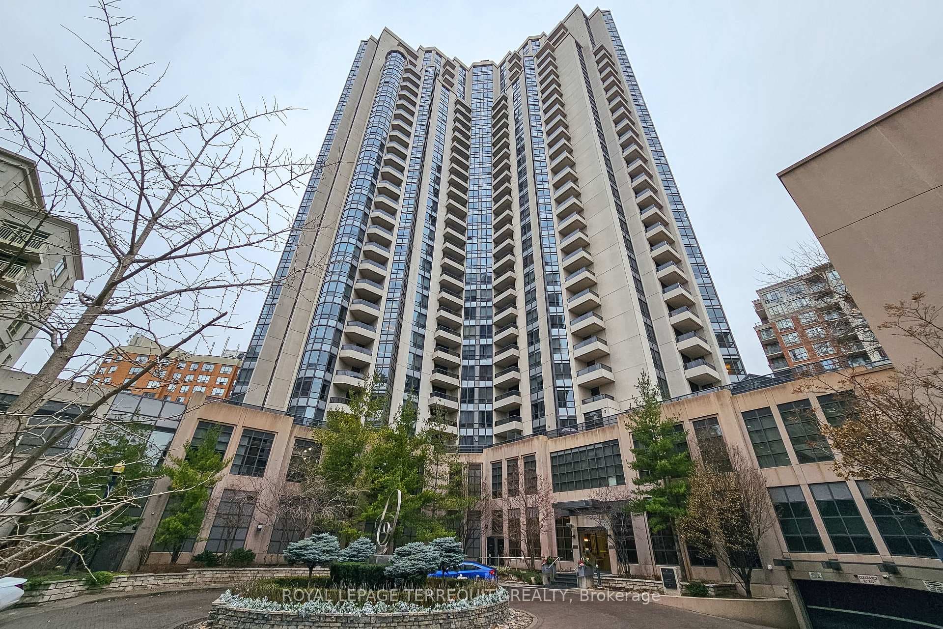 500 Doris Avenue Unit 2223, Willowdale / Newtonbrook, ON M2N 0C1 - Photo 1