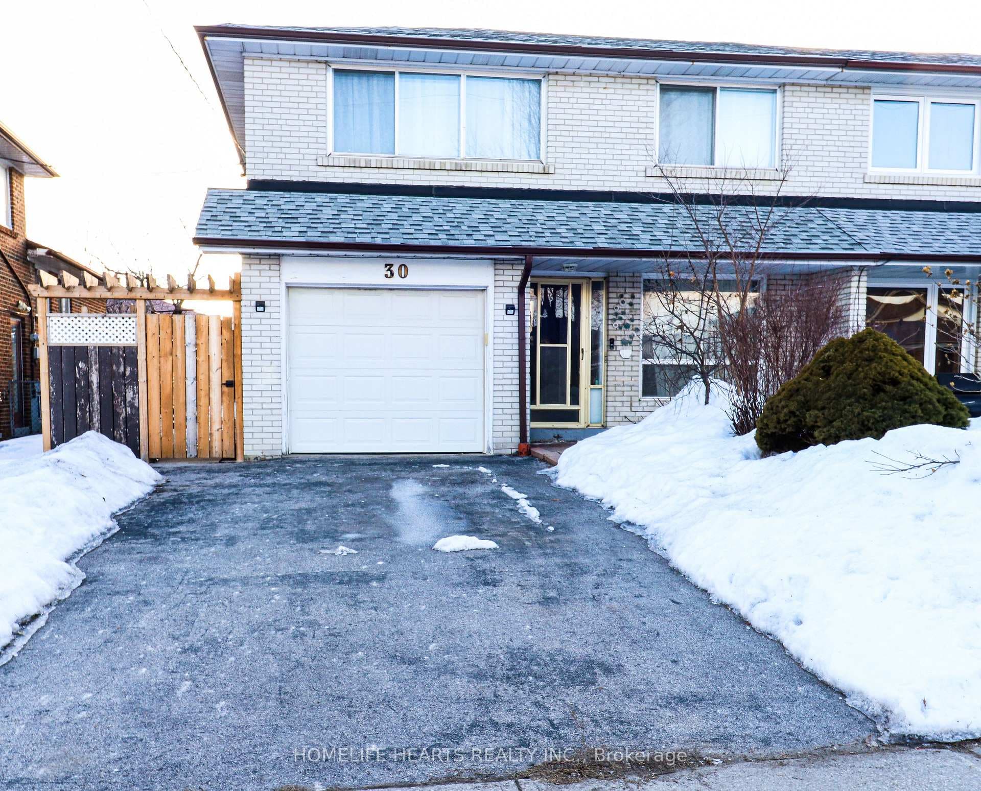 30 Peterson Drive, Downsview / Black Creek, ON M9M 1X1 - Photo 1